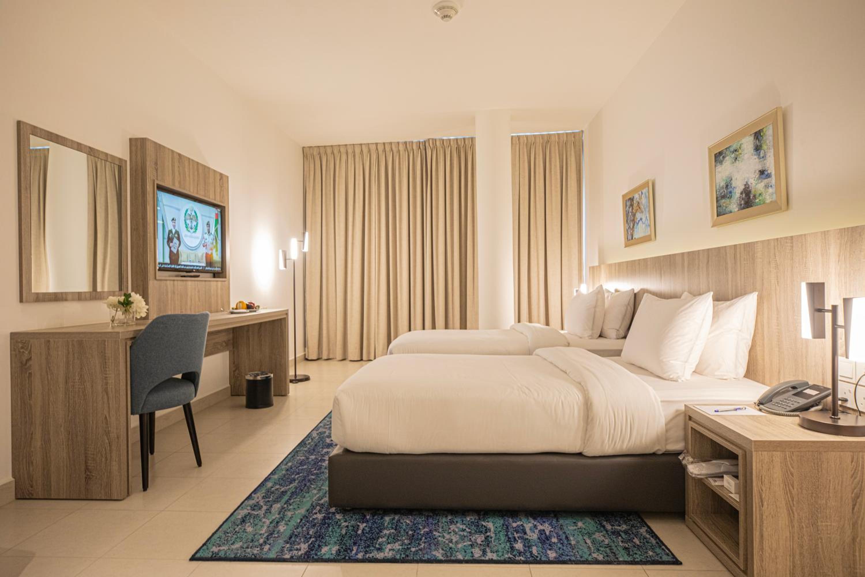 Deluxe Twin Room - Photo 3