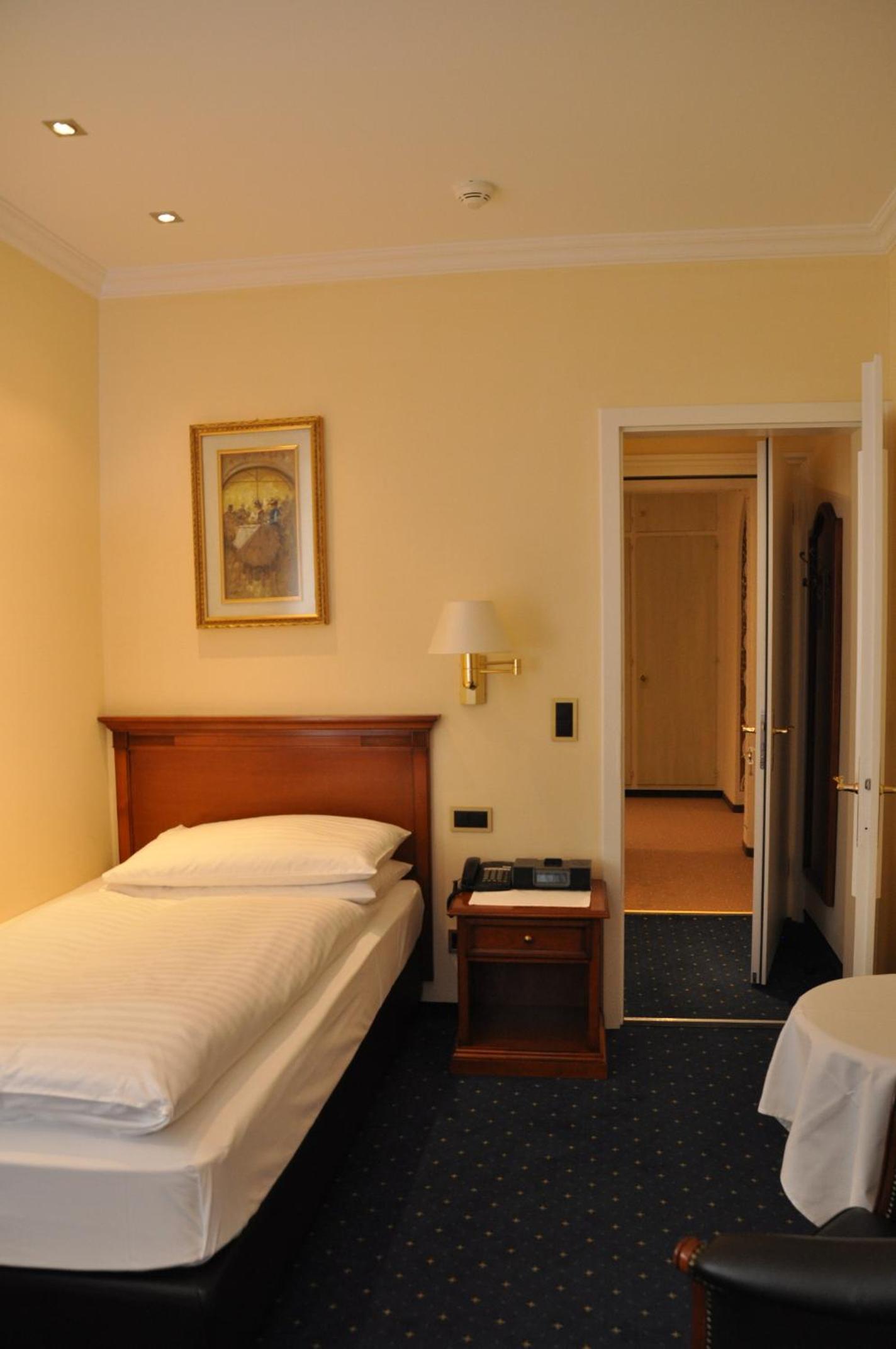 Single Room