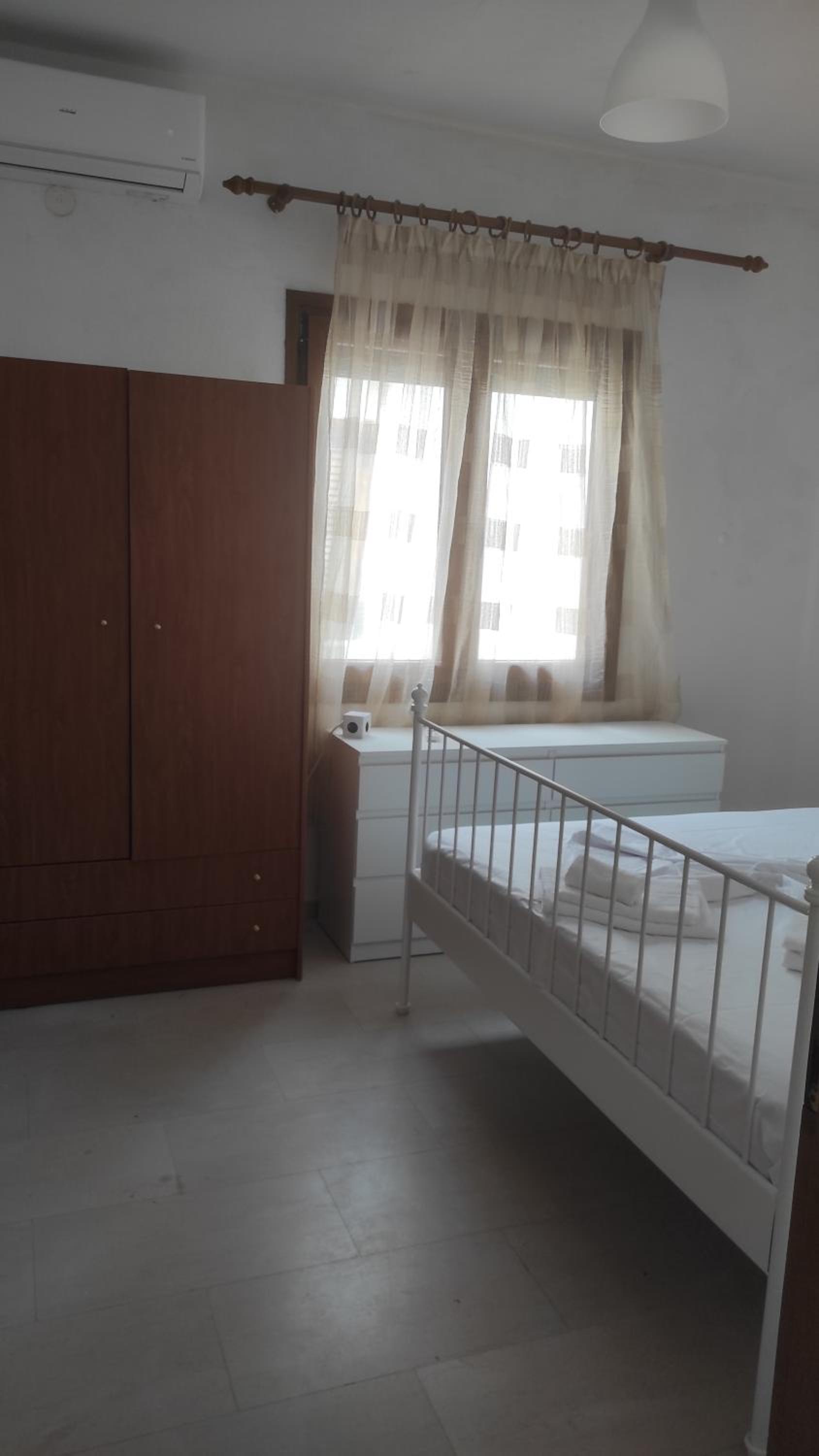 Two-Bedroom House photo 3