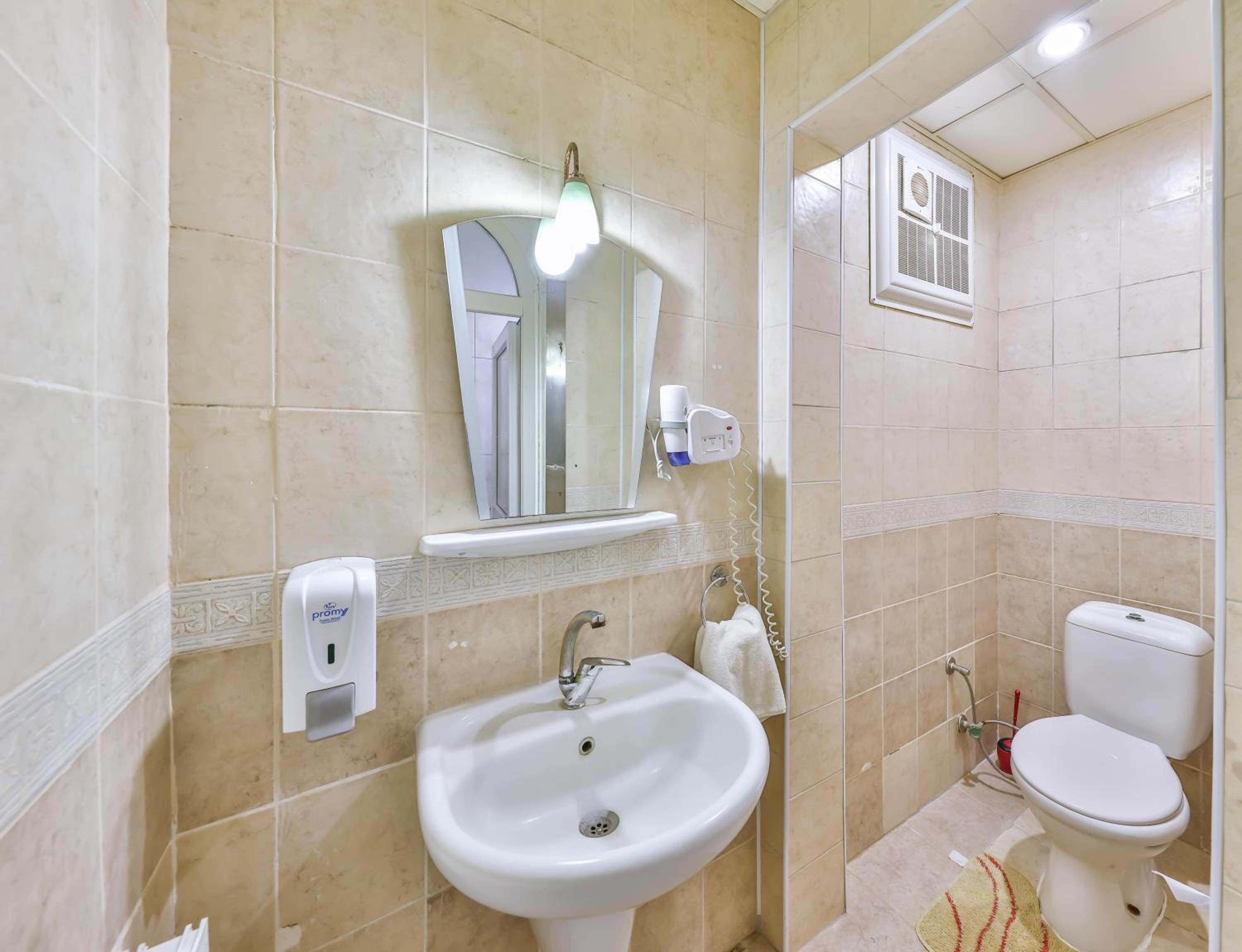 One-Bedroom Villa with Private Thermal Pool - Photo 8