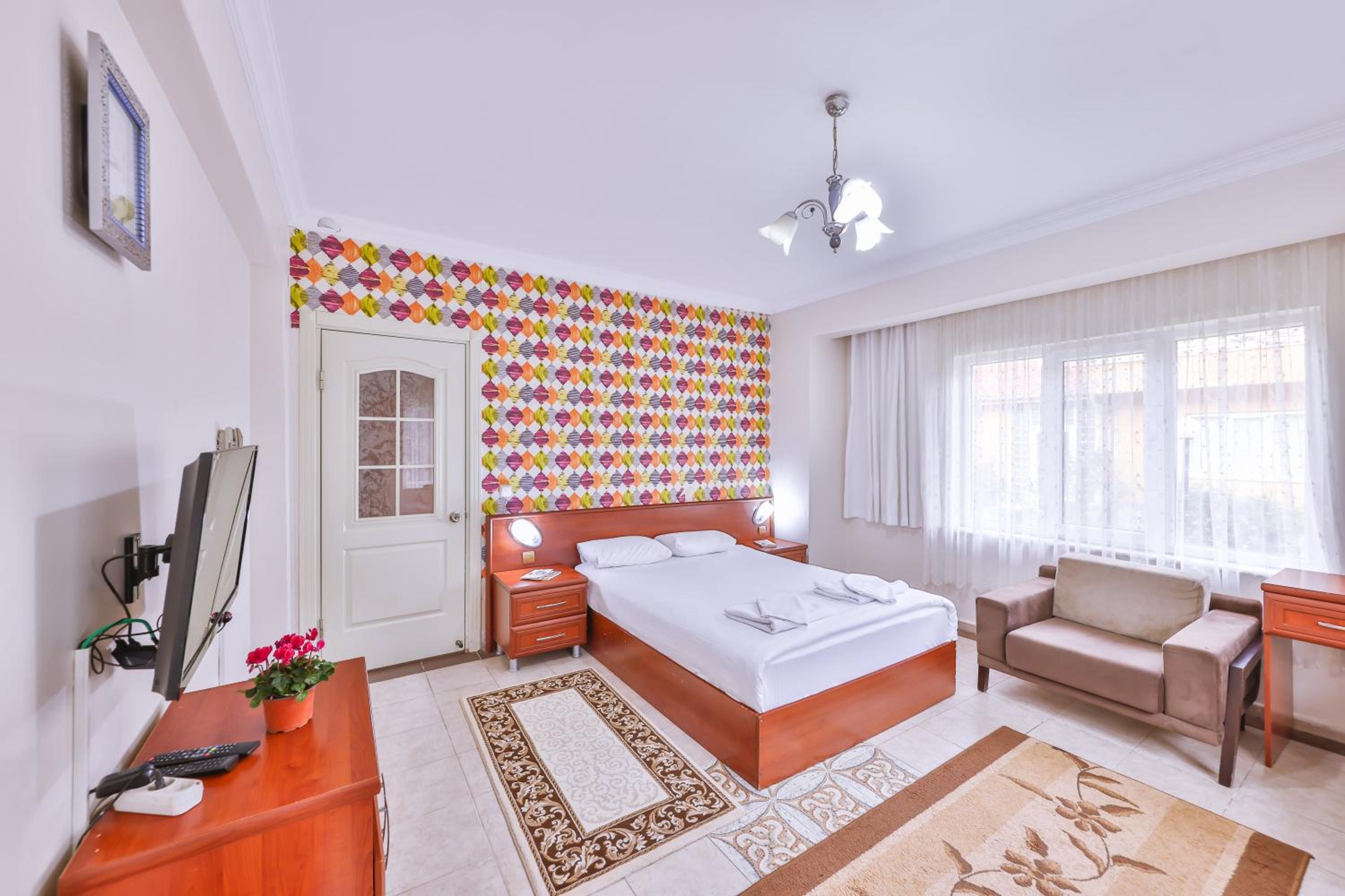 One-Bedroom Villa with Private Thermal Pool - Photo 1