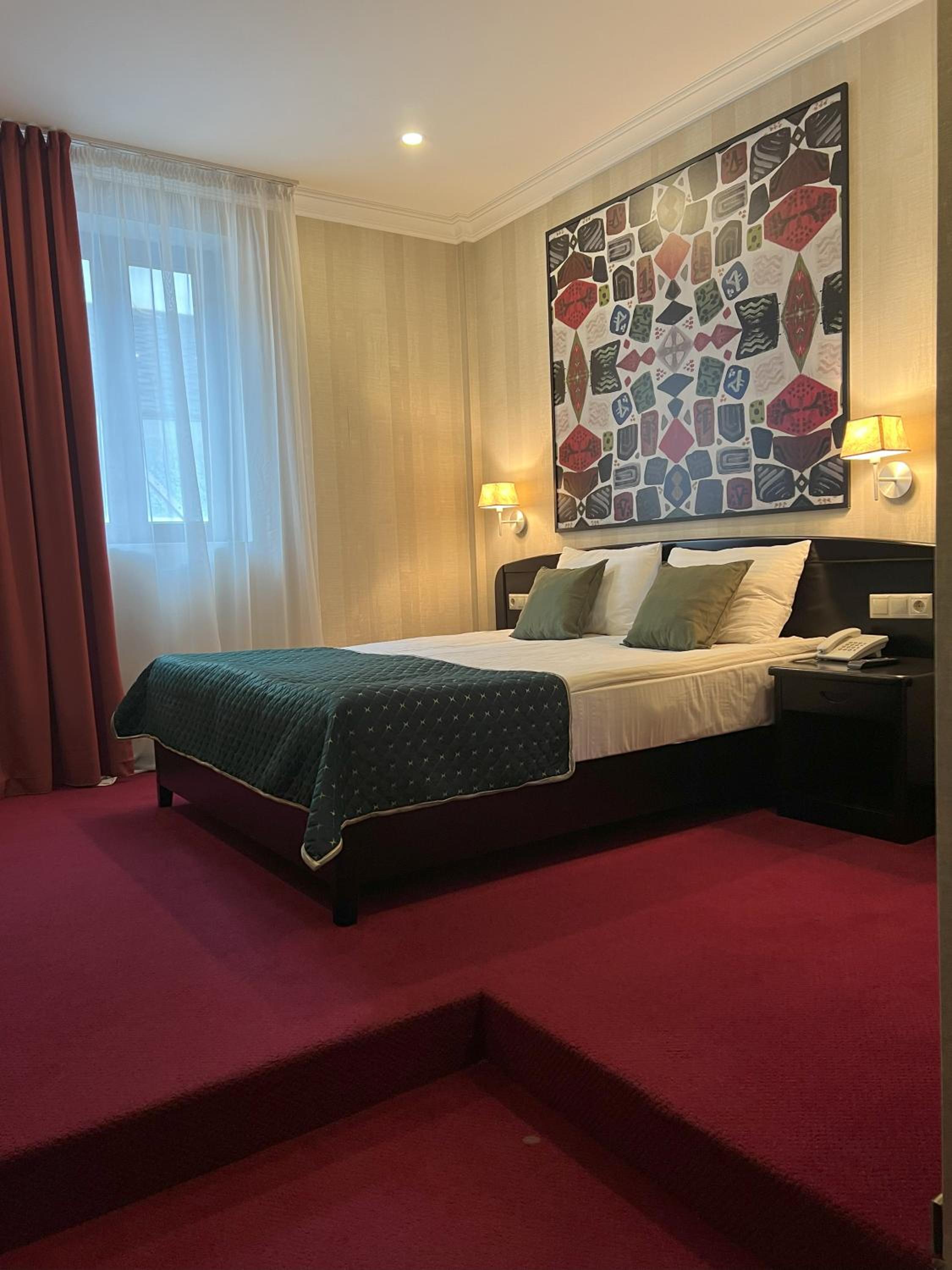 Budget Double Room photo 3