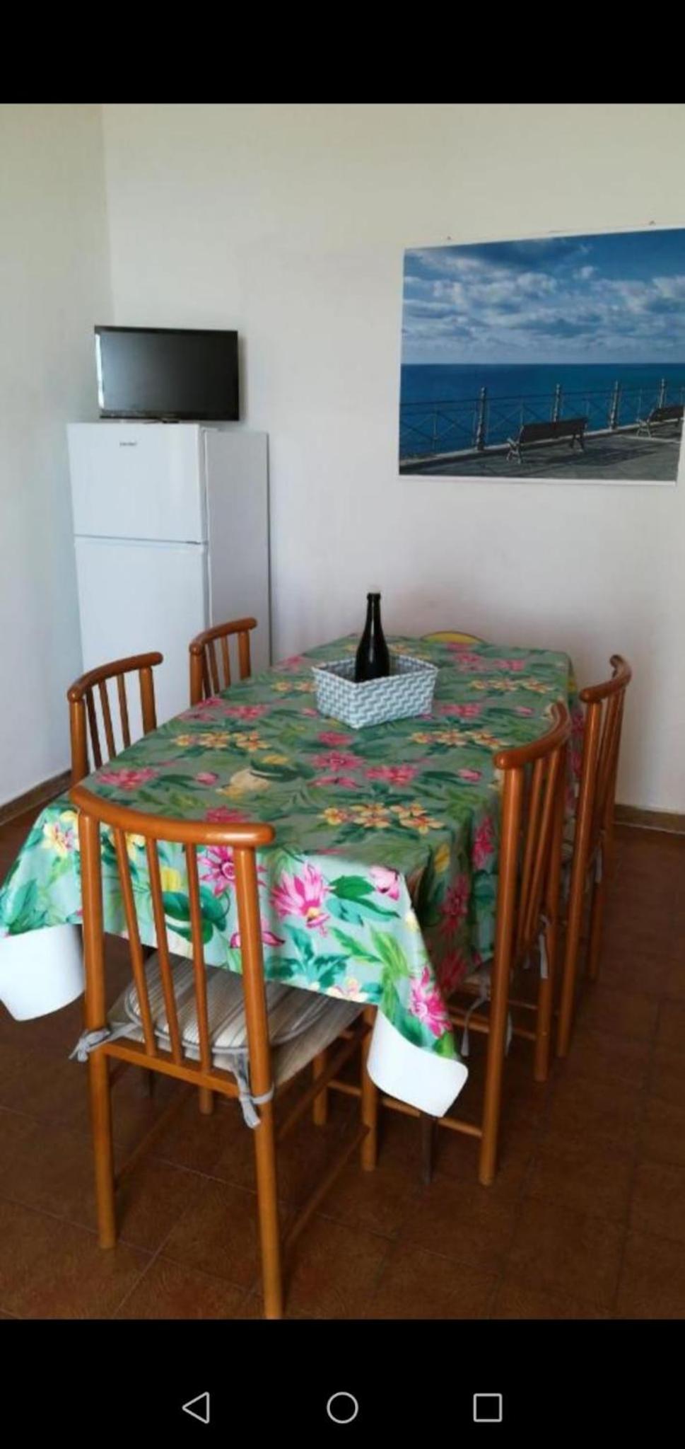 Two-Bedroom Apartment with Terrace and Sea View photo 3