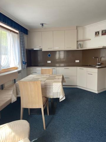 Apartment - Ground Floor photo 2