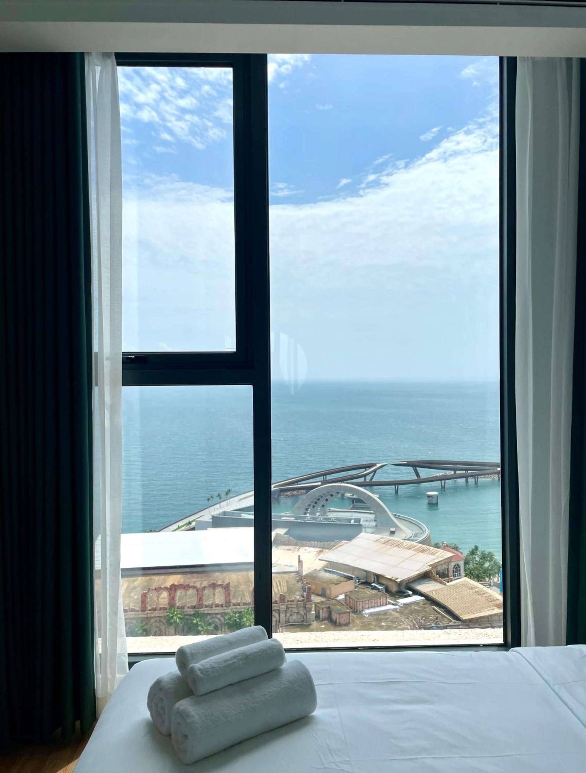 Two-Bedroom Apartment with Ocean View photo 2