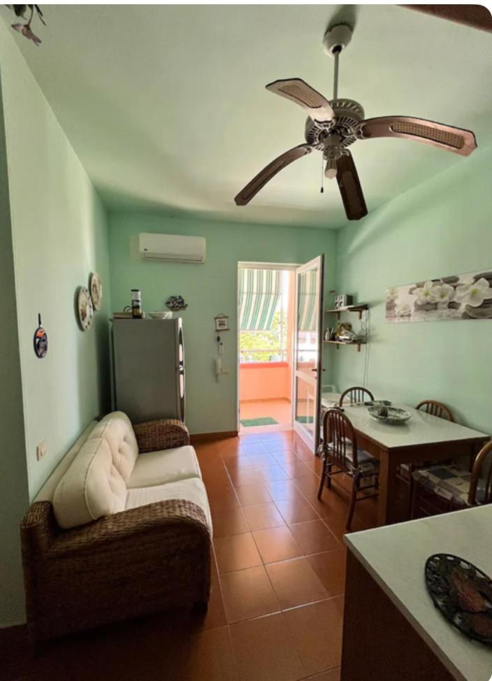 Two-Bedroom House photo 3