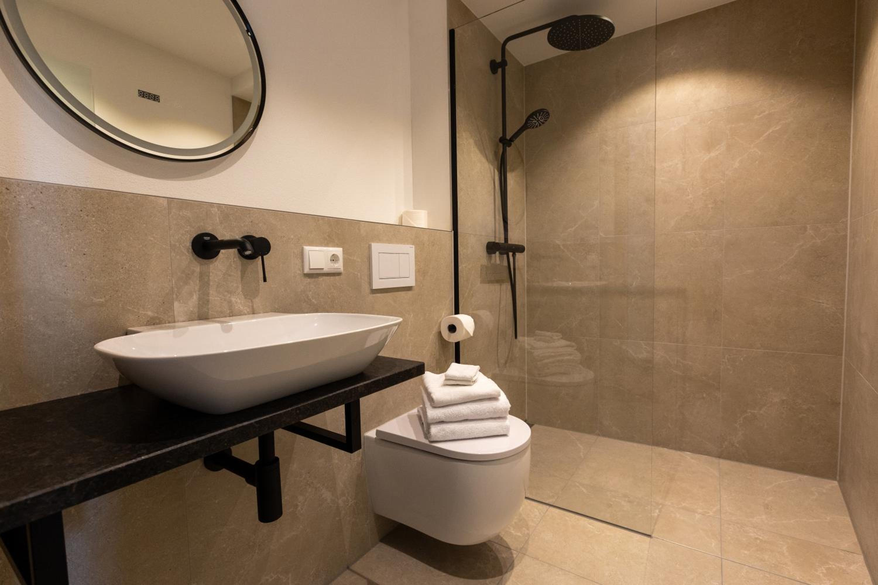 Suite photo 1