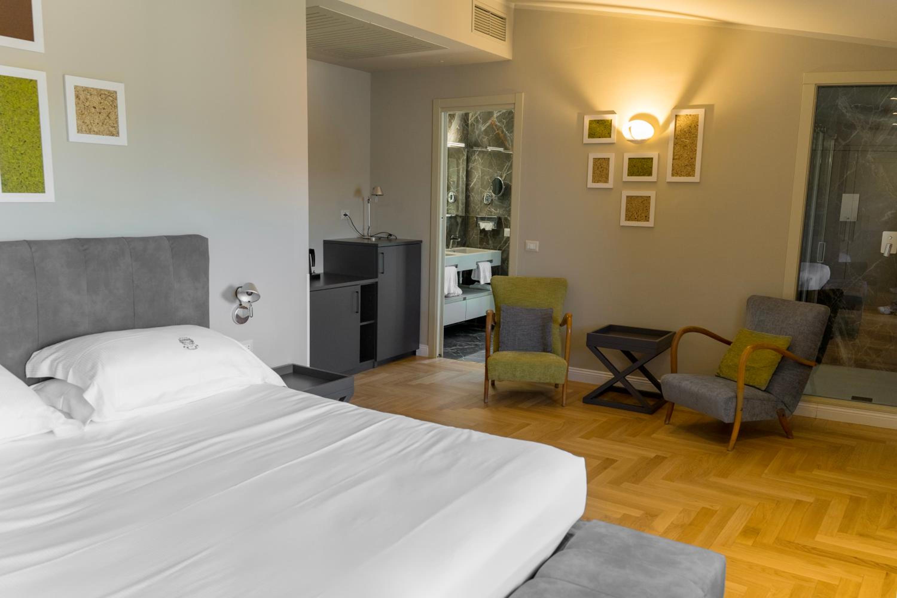 Deluxe Junior Suite