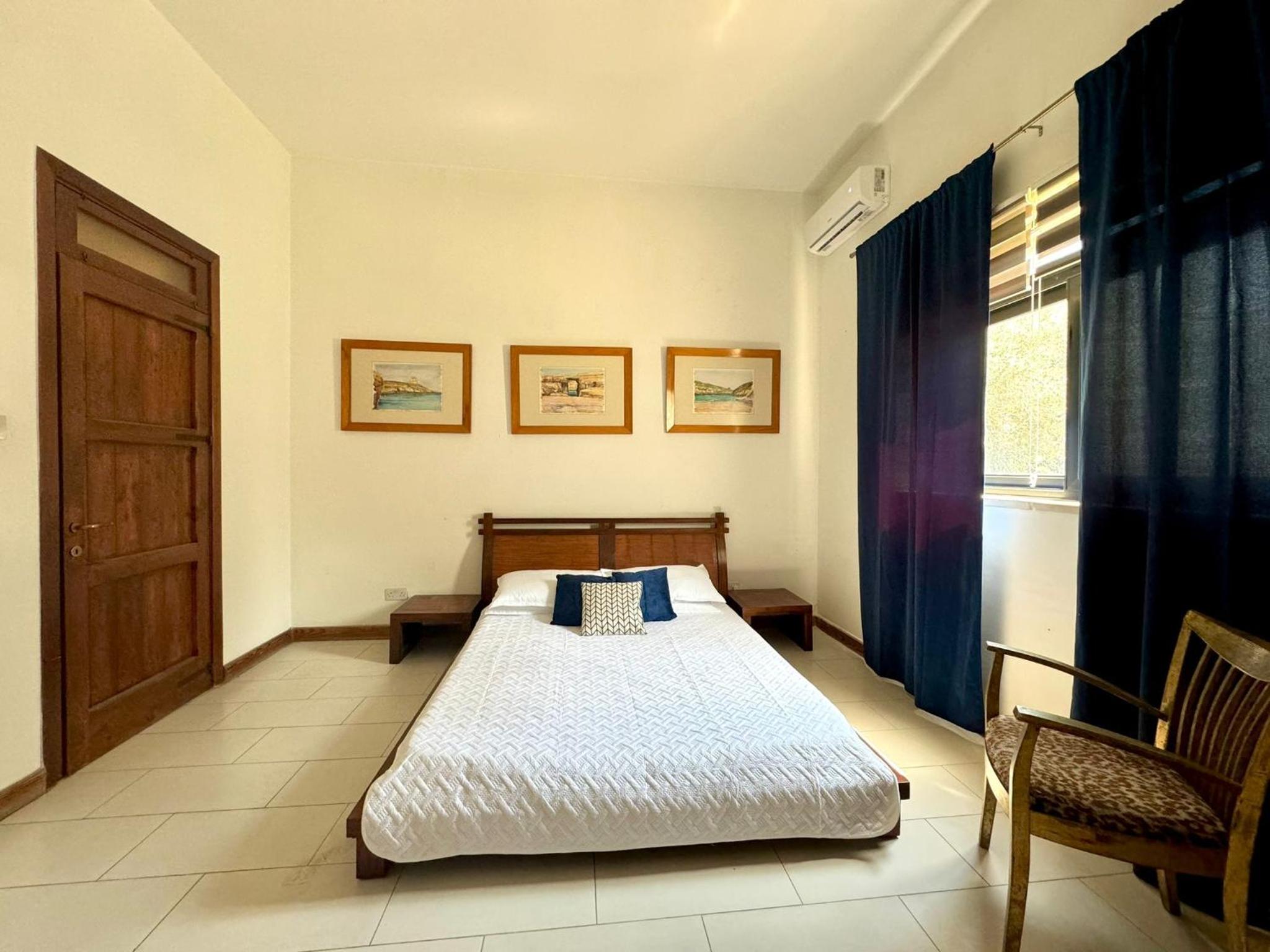Double Room With Private Bathroom