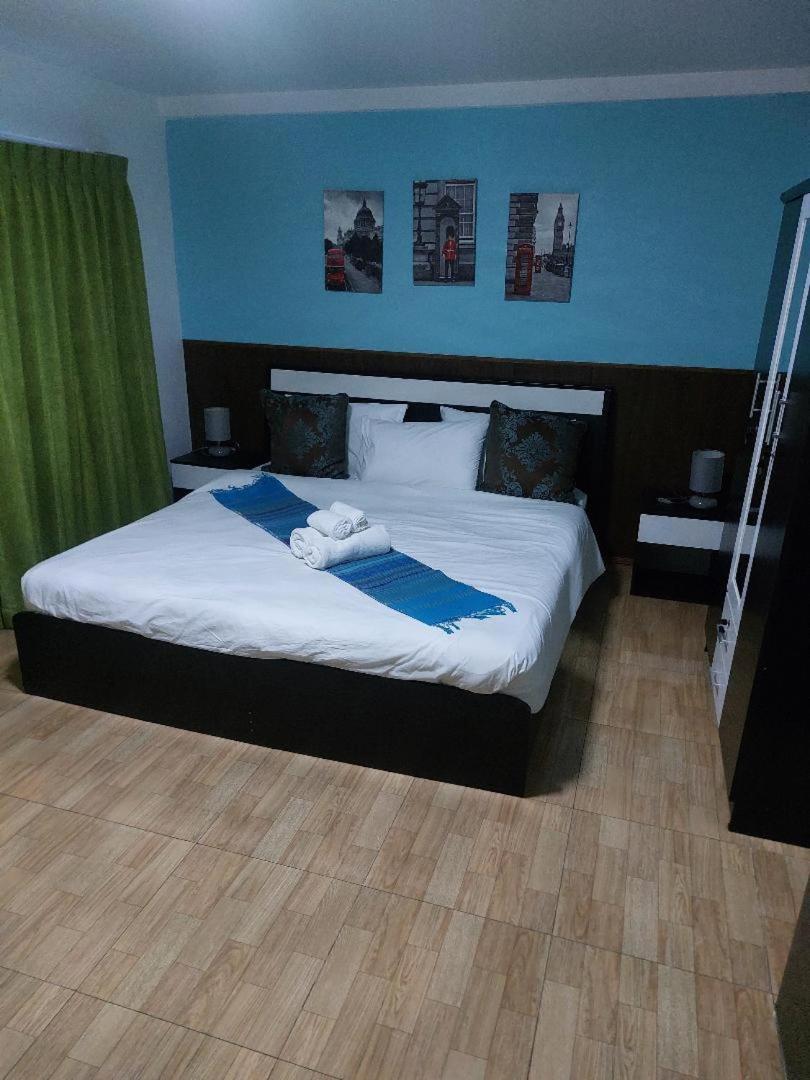 King Room with Balcony