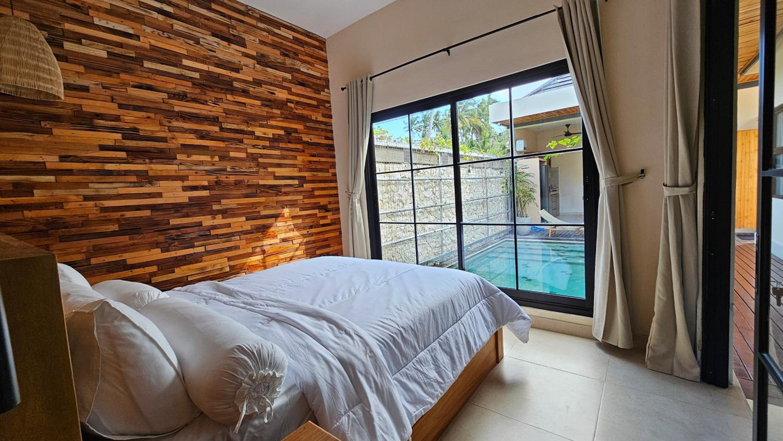 Three-Bedroom Villa photo 3