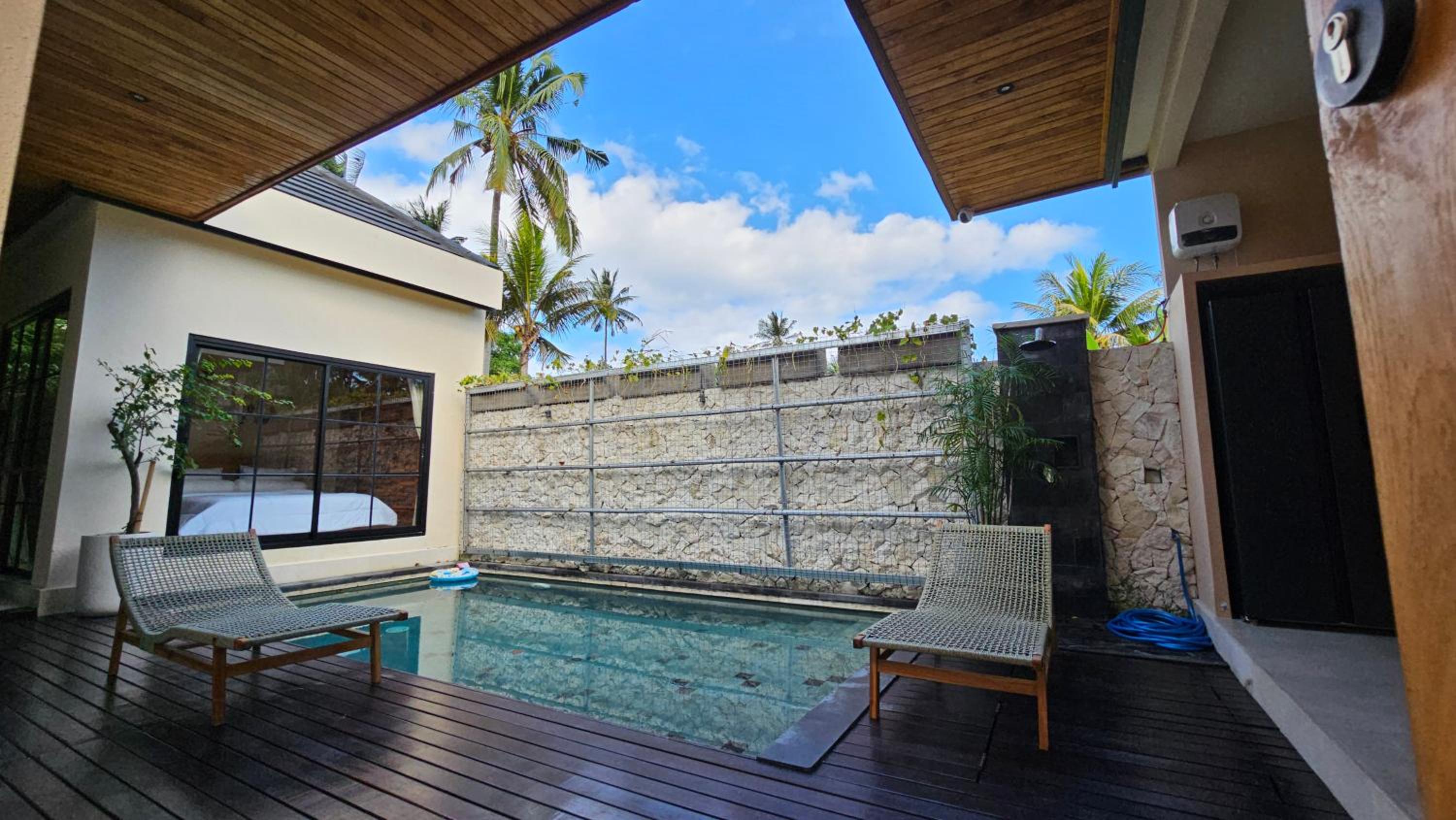 Three-Bedroom Villa photo 2