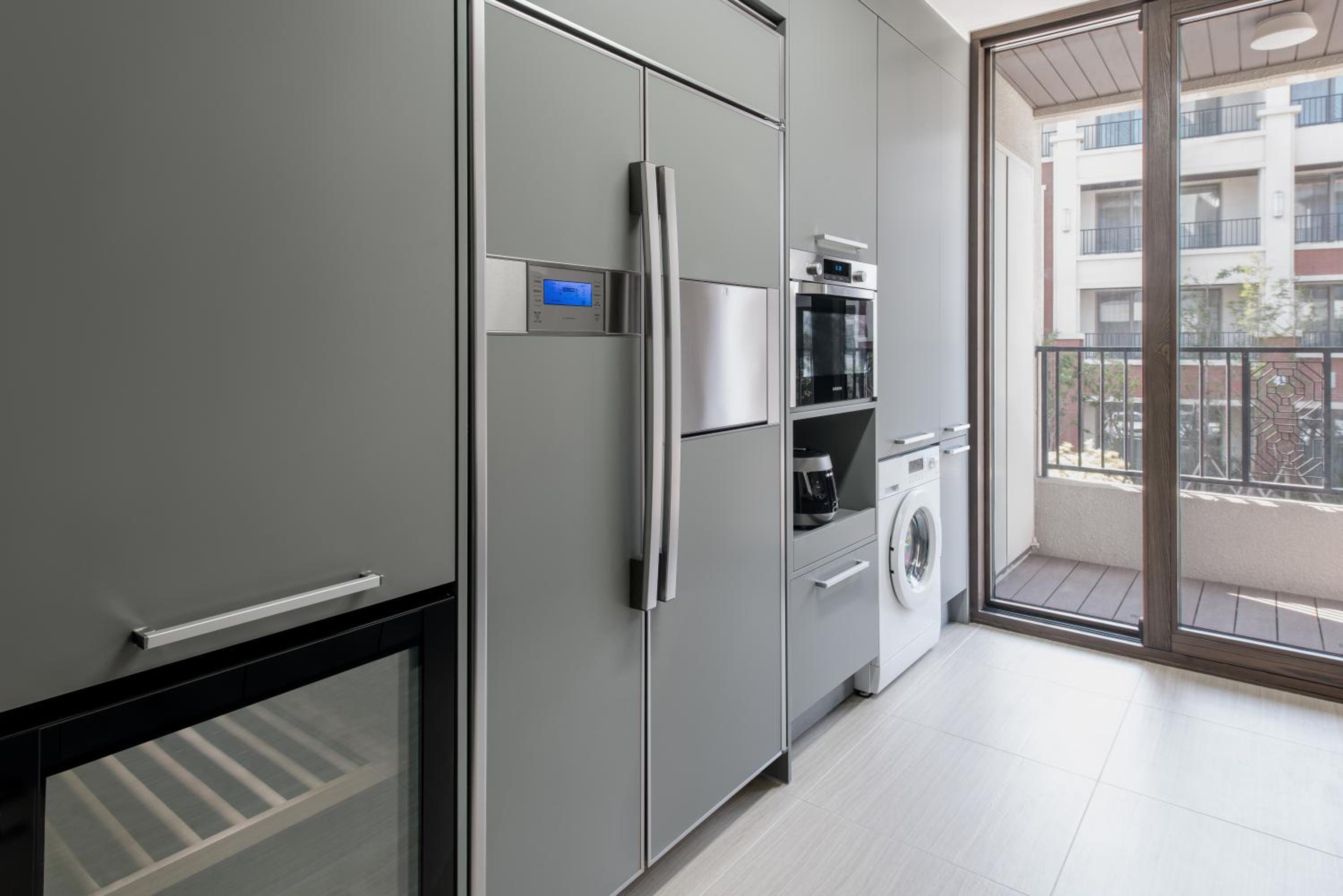 Three-Bedroom Apartment with Kids Camping Tent Bed + Breakfast for 4