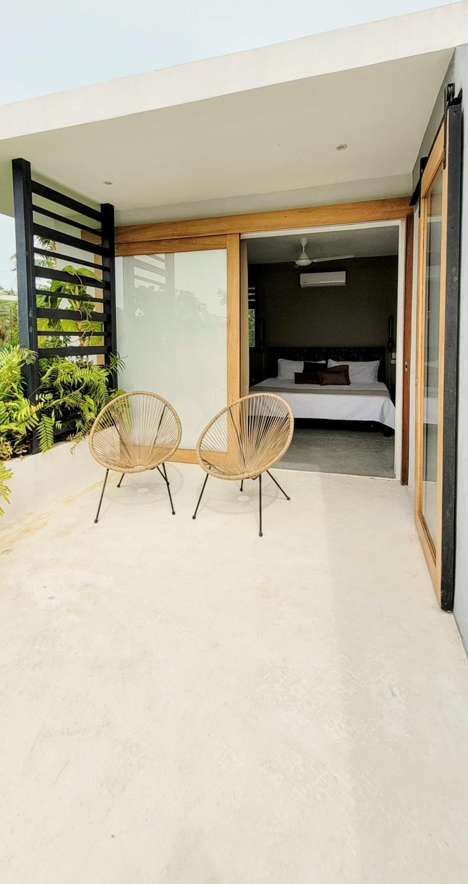 Three-Bedroom Villa photo 2