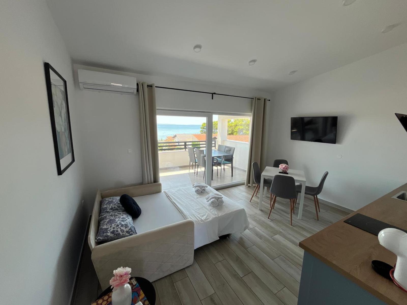 Apartment with Sea View