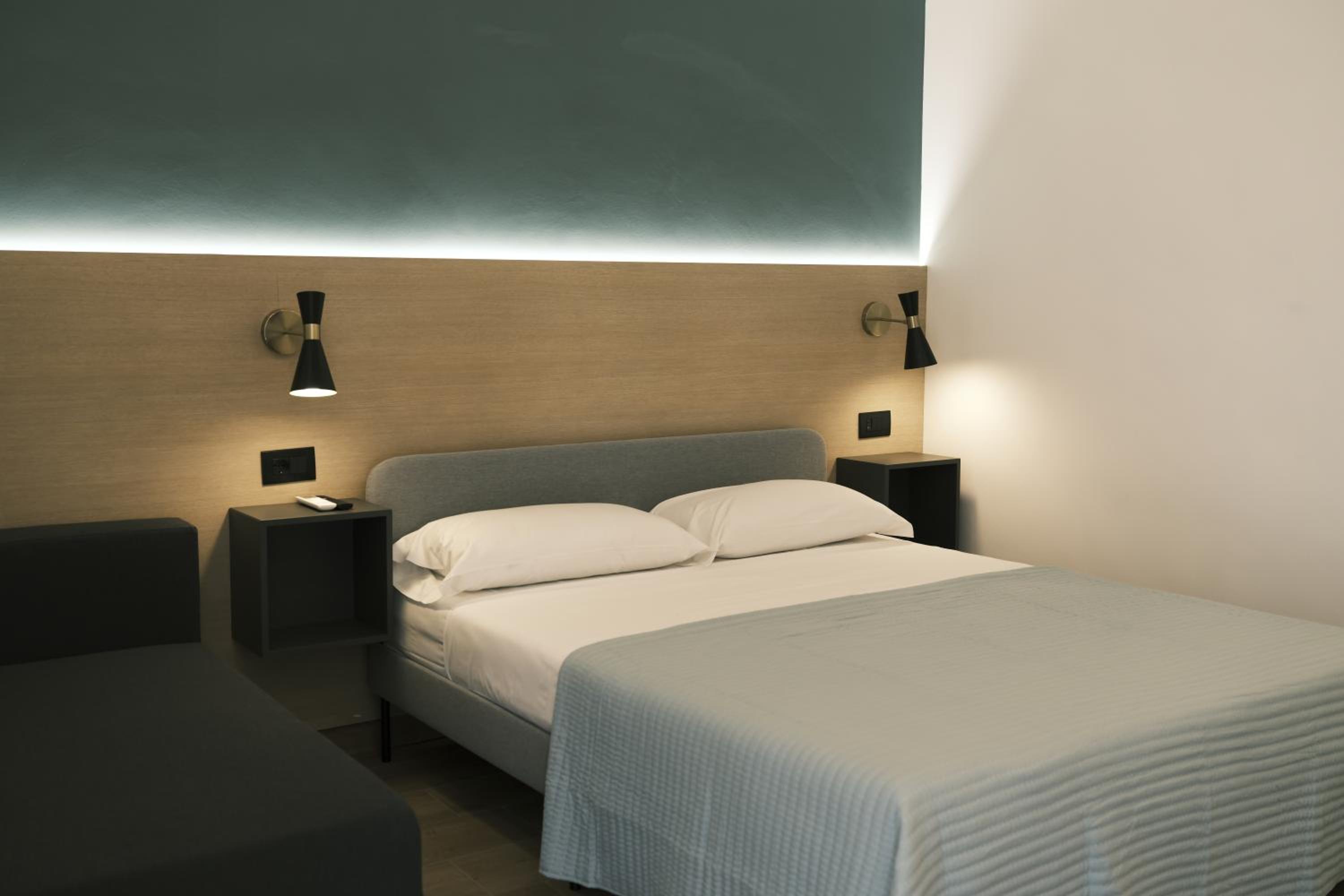 Triple Room with Private Bathroom