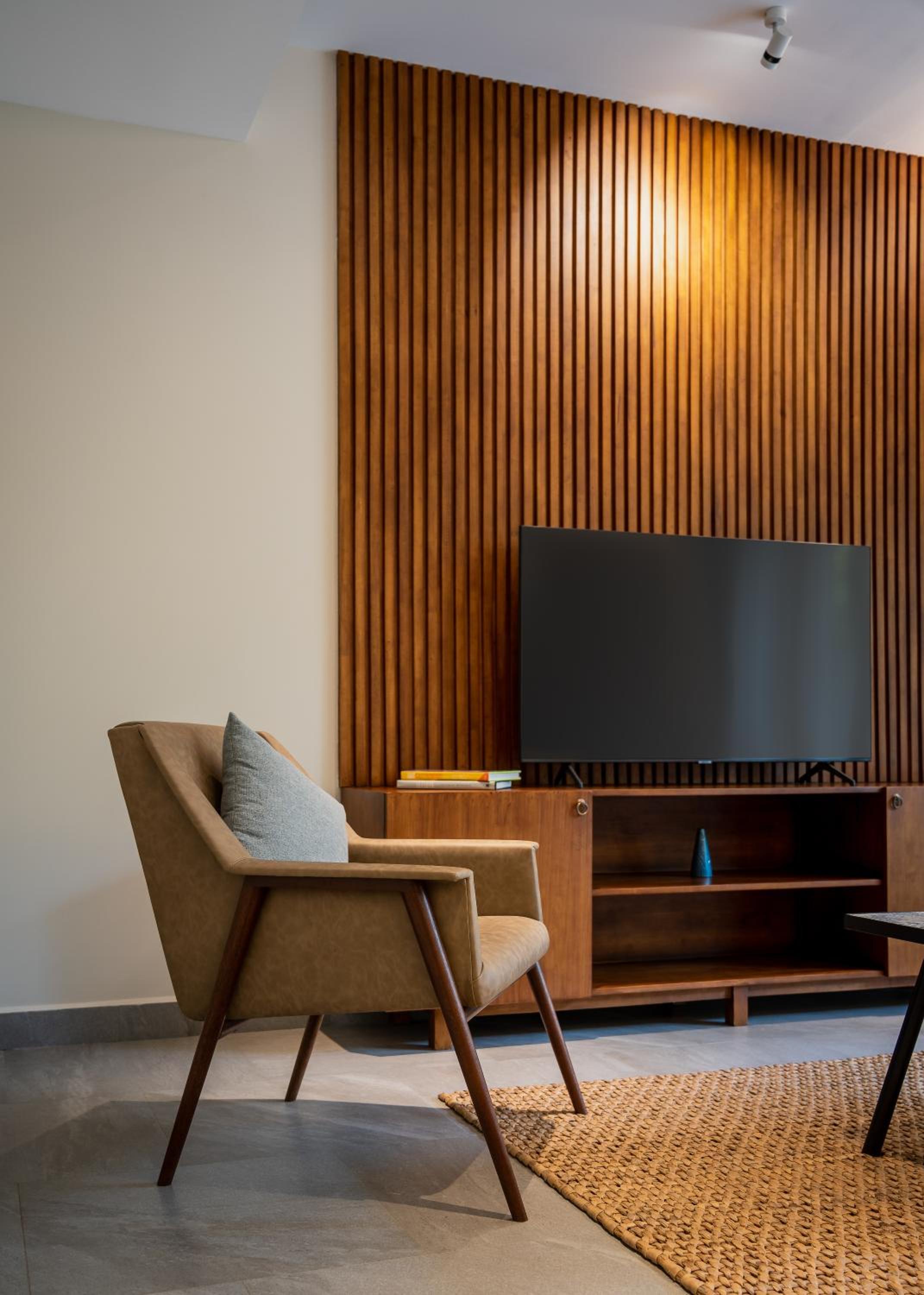One-Bedroom Suite - Photo 12