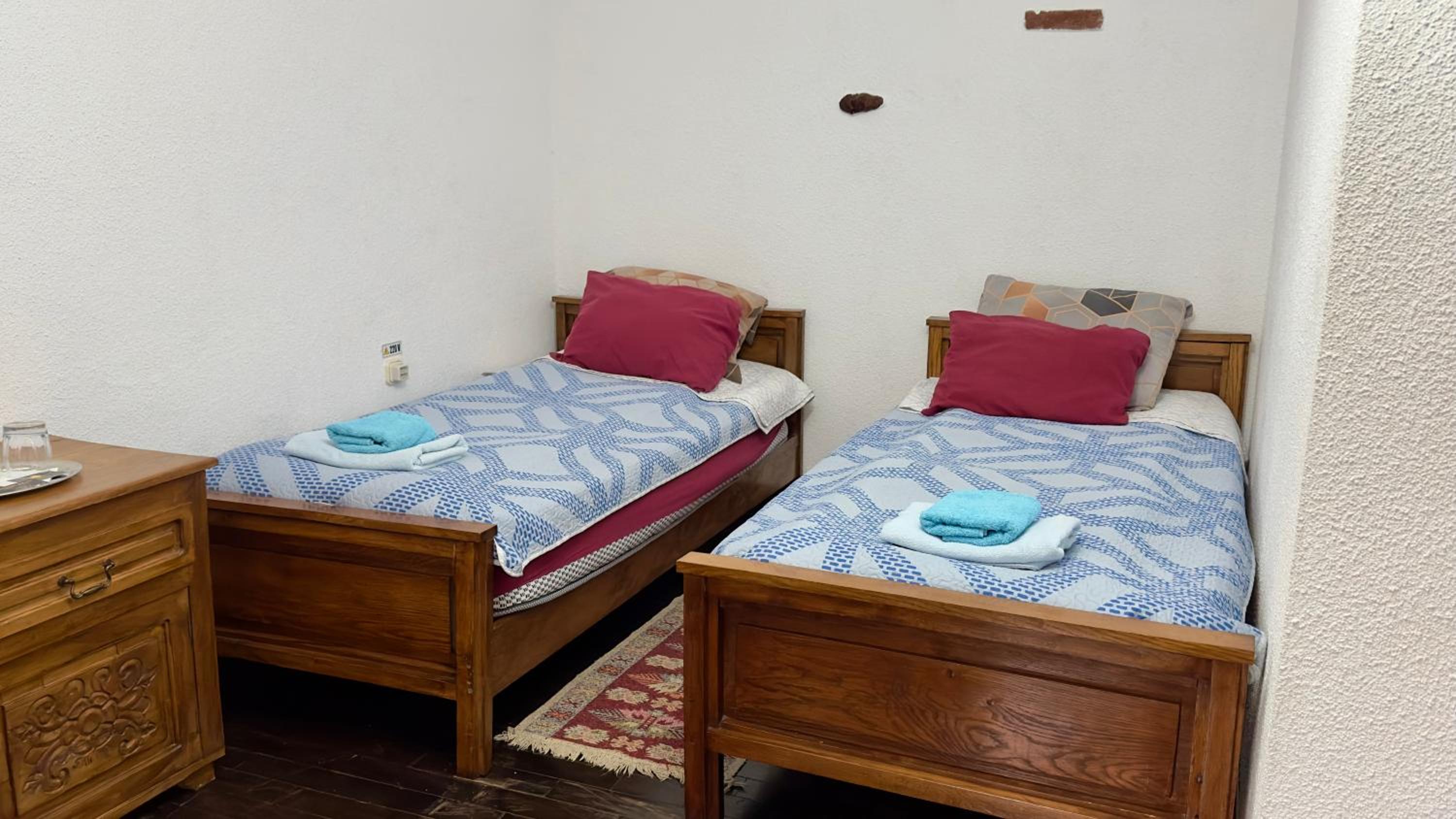 Deluxe Double Room with Shower photo 1