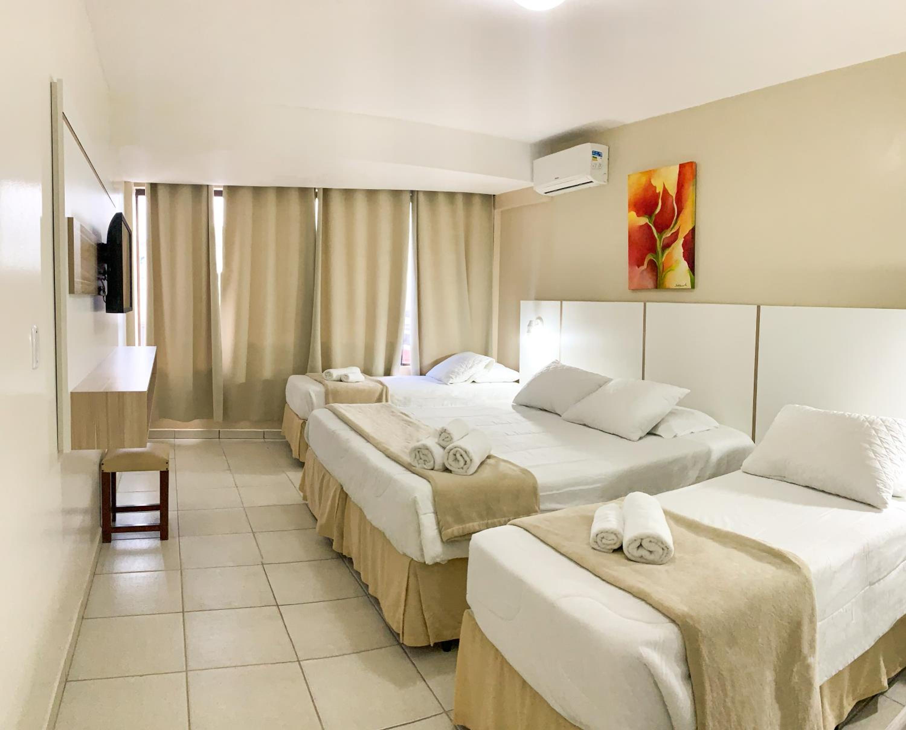 Superior Quadruple Room photo 2