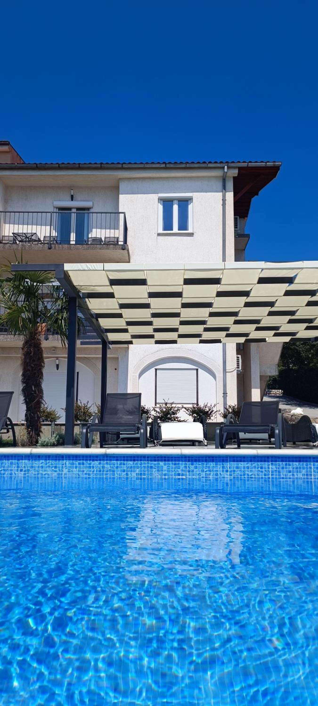 Two-Bedroom Apartment with Balcony and Sea View photo 1
