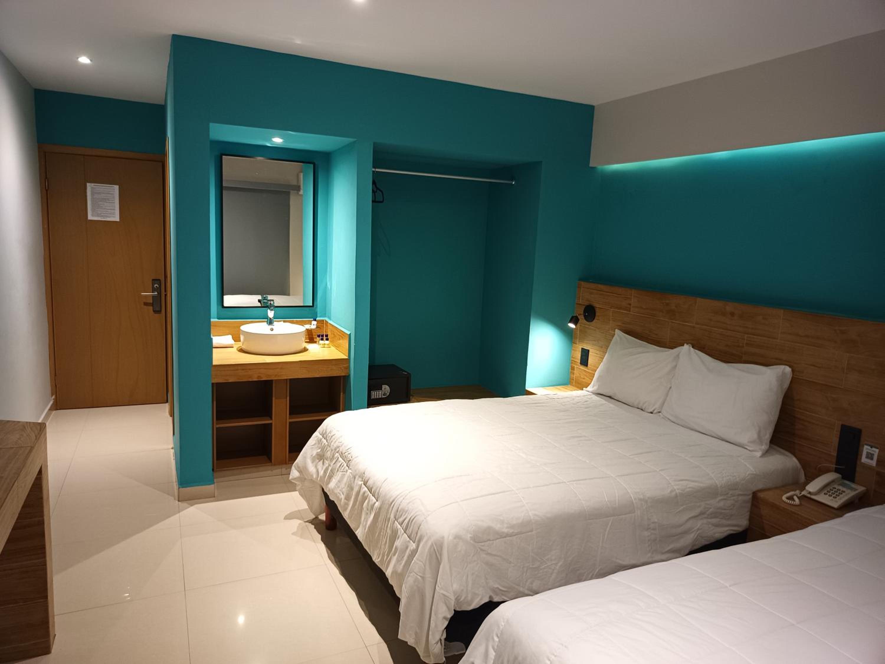 Standard Double Room - Photo 39