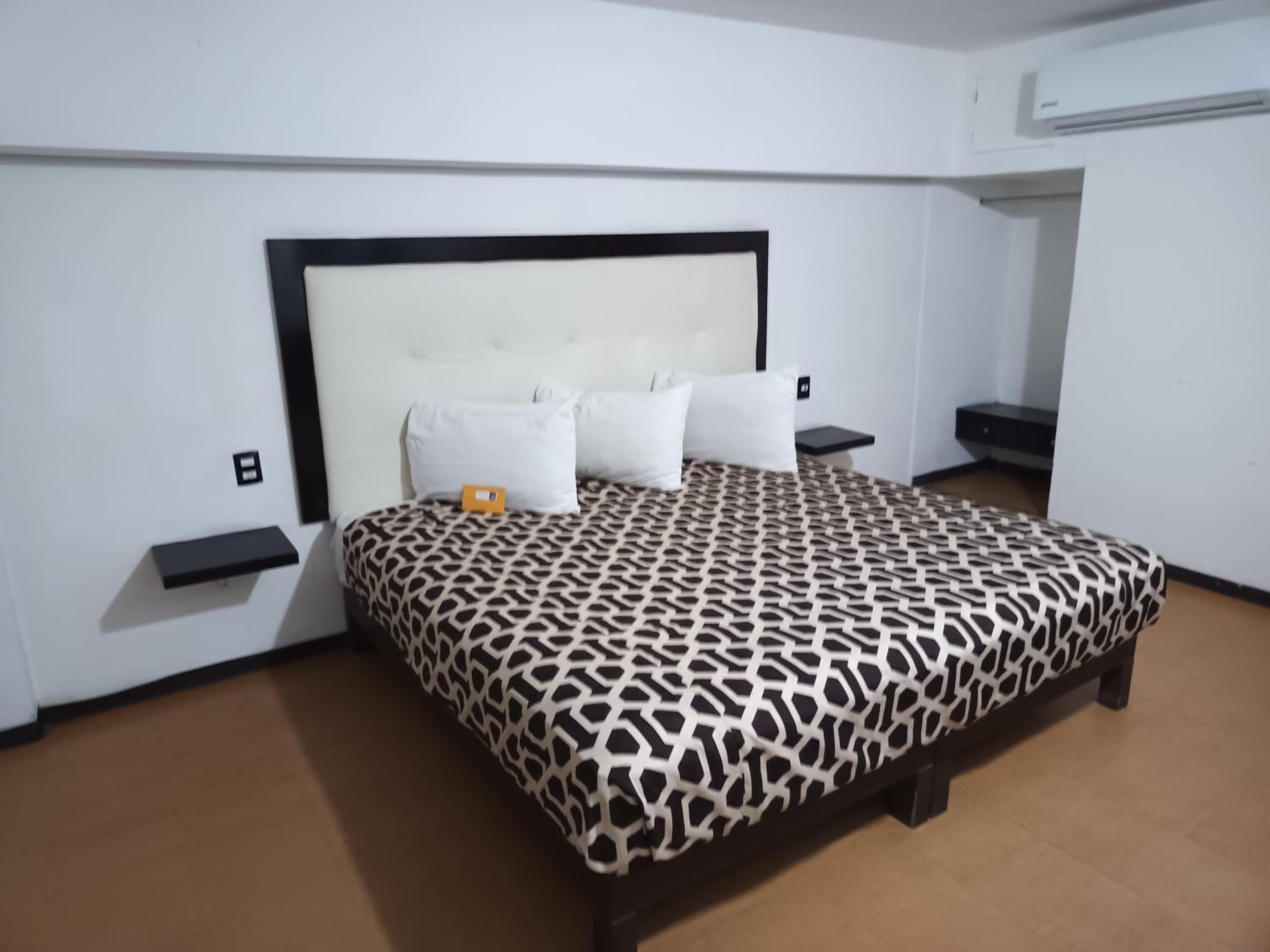 King Suite with Sea View photo 1
