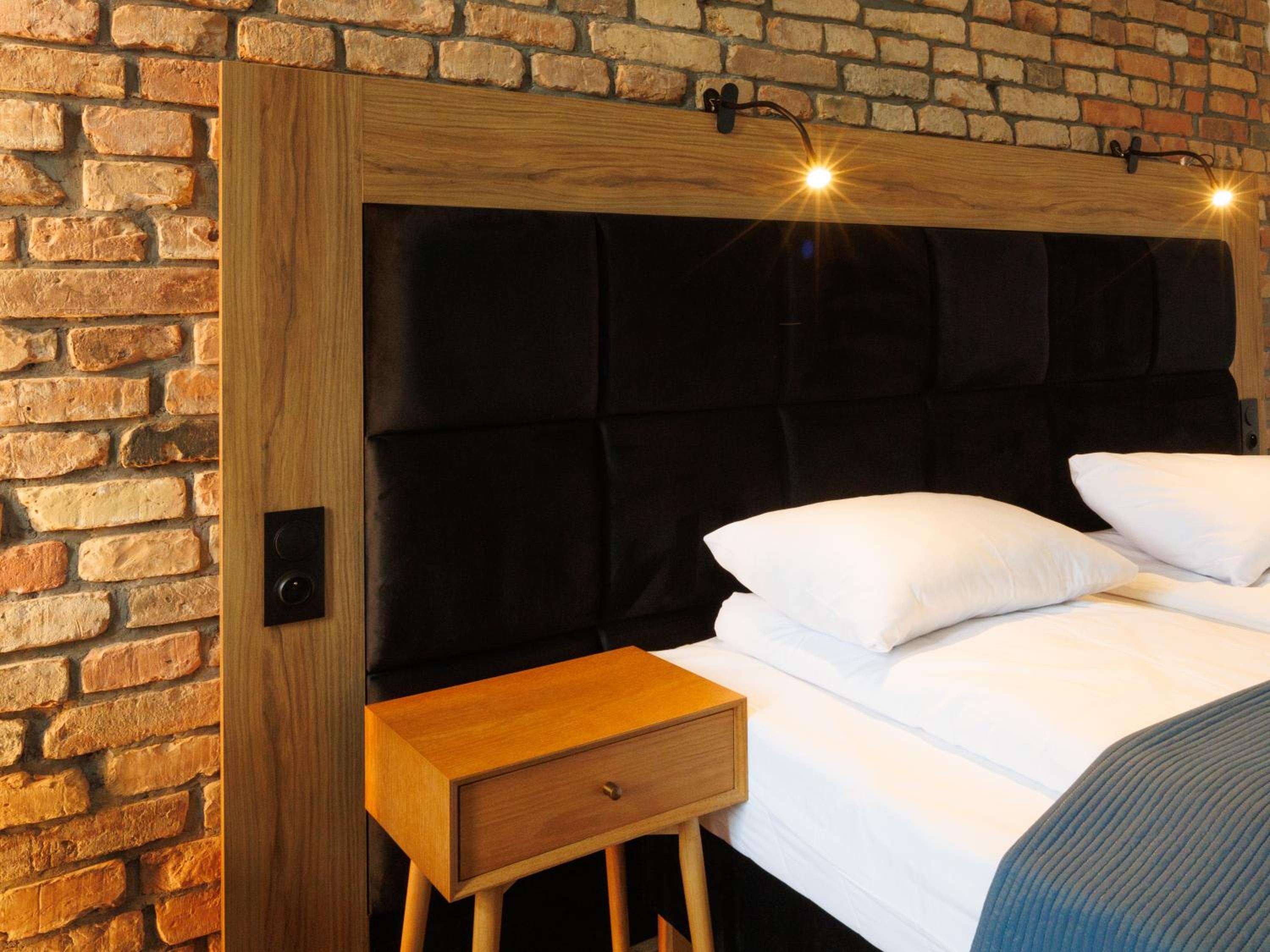 Deluxe Triple Room - Photo 18