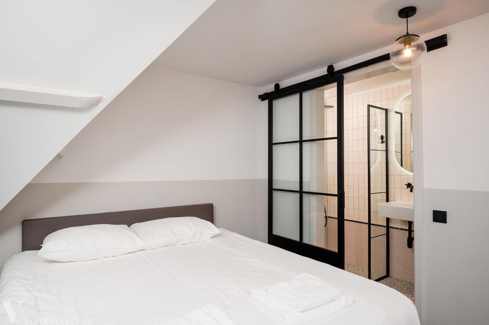 Comfy Room - Photo 2