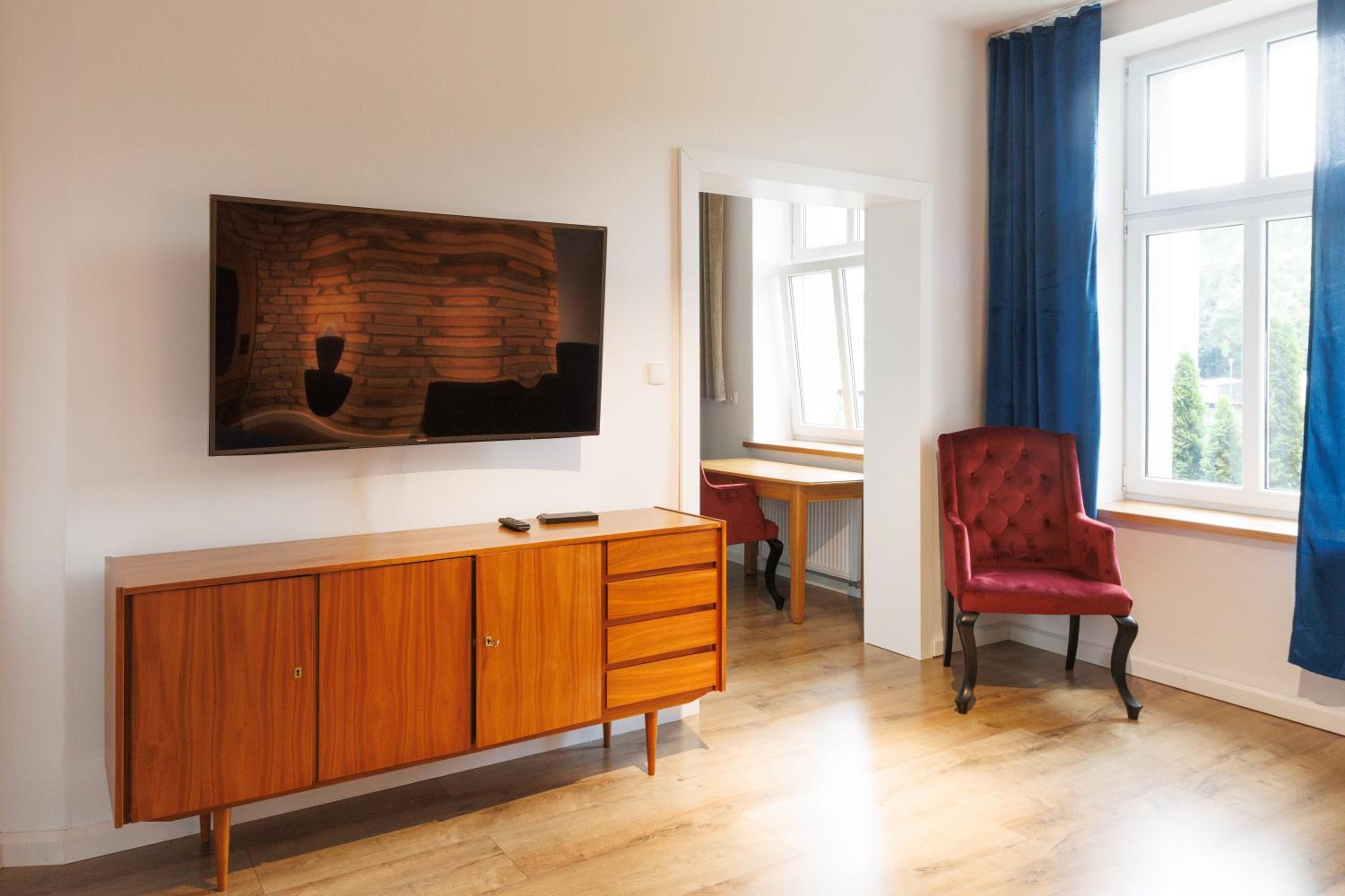 Deluxe Triple Room - Photo 2
