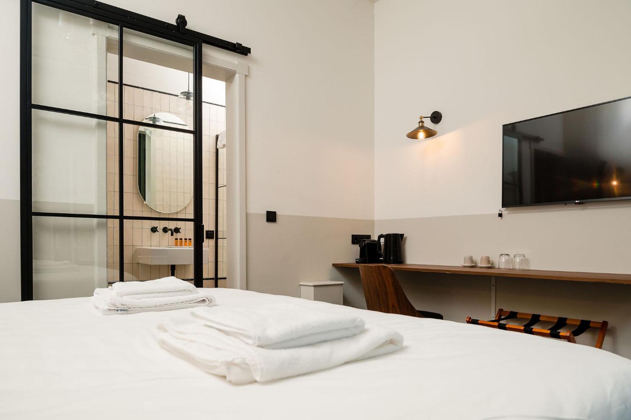 Comfy Room - Photo 20
