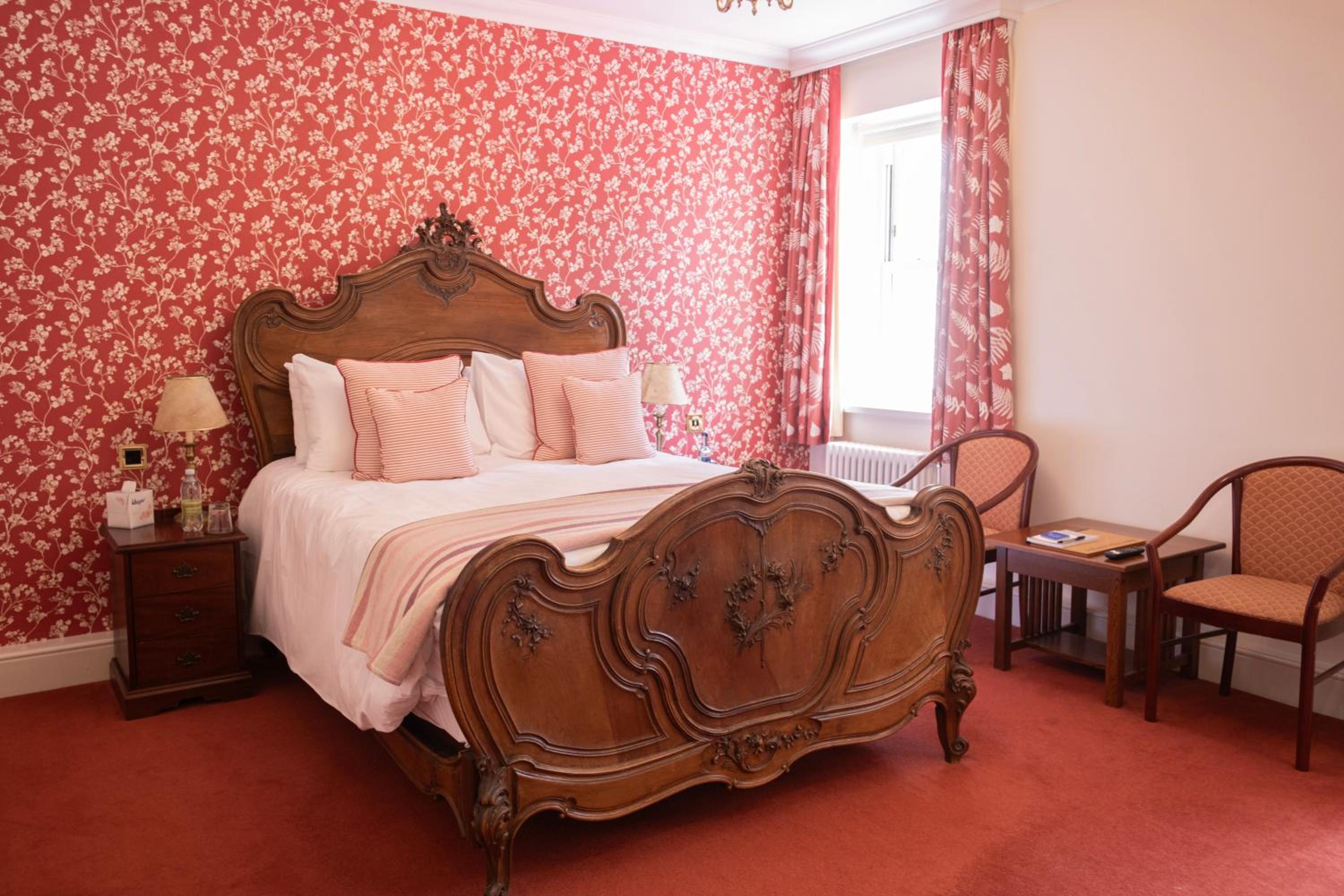 Superior King Room photo 1