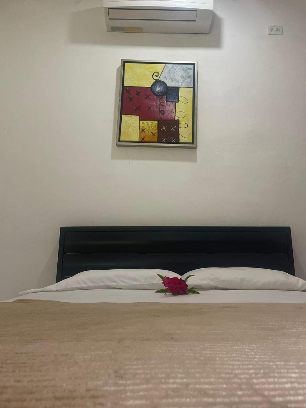 Twin Room with Private Bathroom photo 3