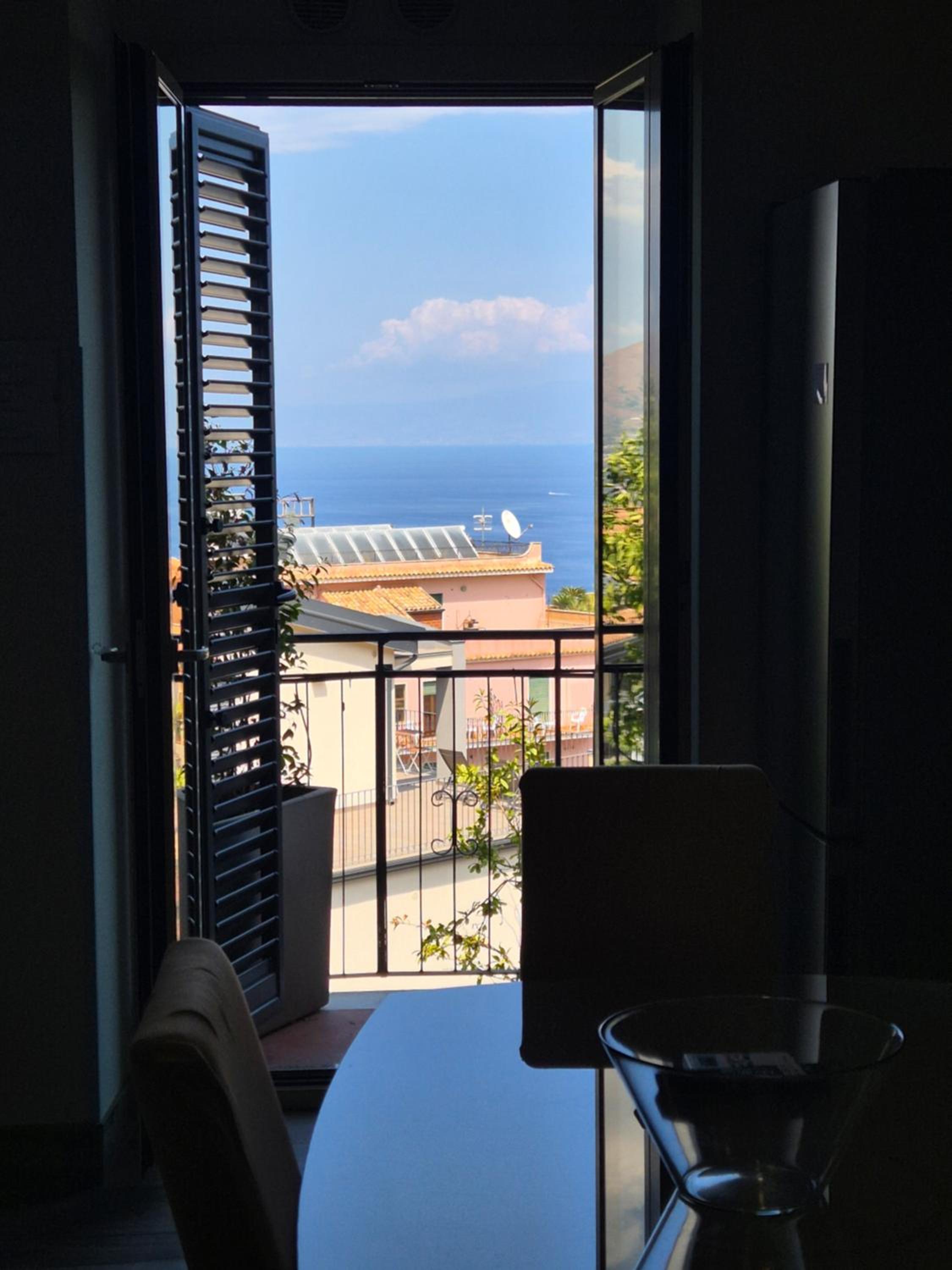 Two-Bedroom Apartment with Balcony thumbnail 6
