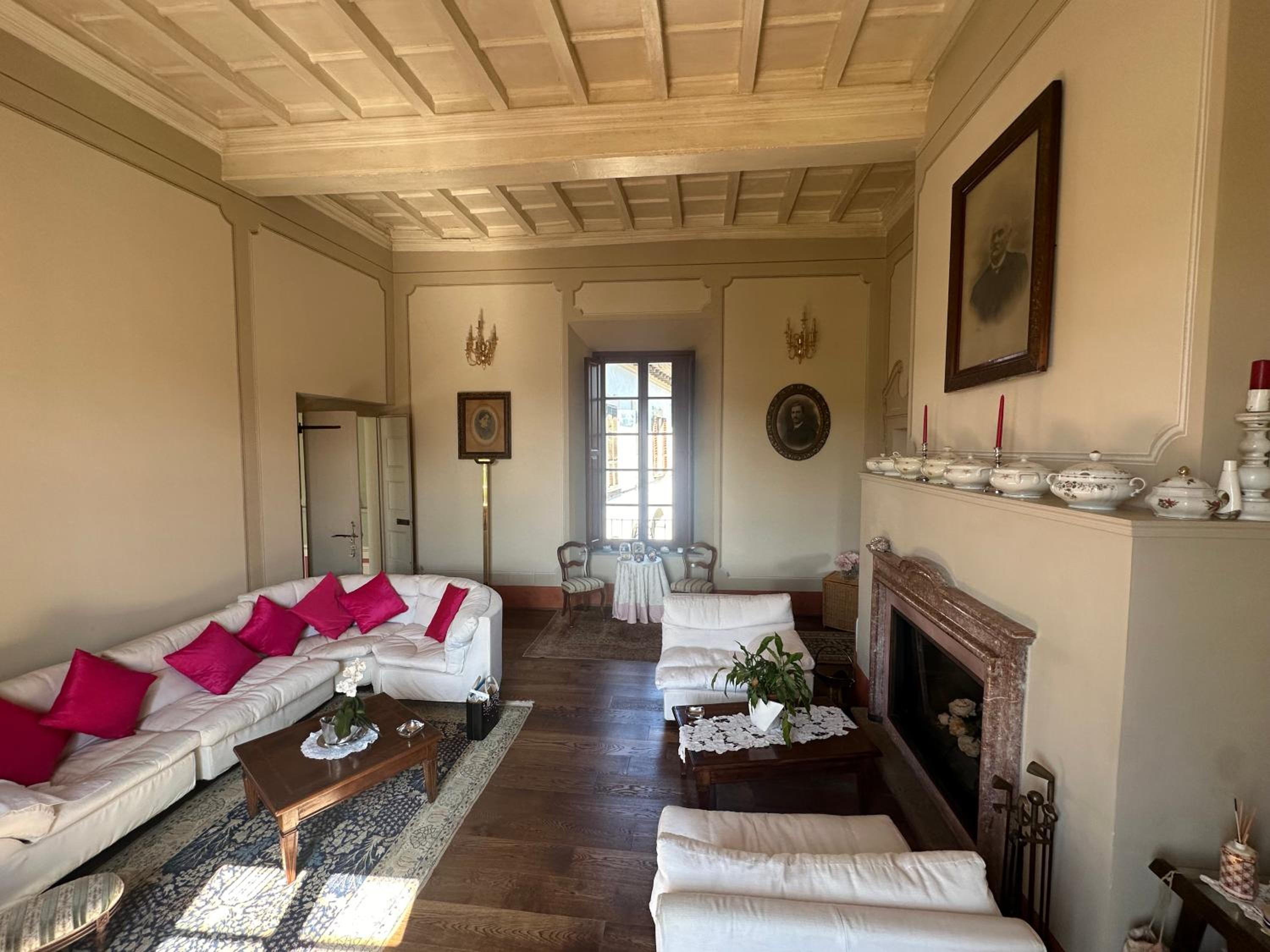 Two-Bedroom Deluxe Apartment With Garden View photo 2