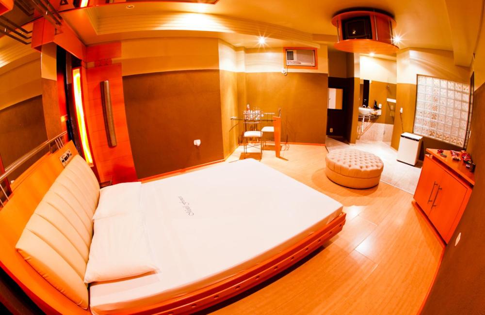 Large Double Room photo 2