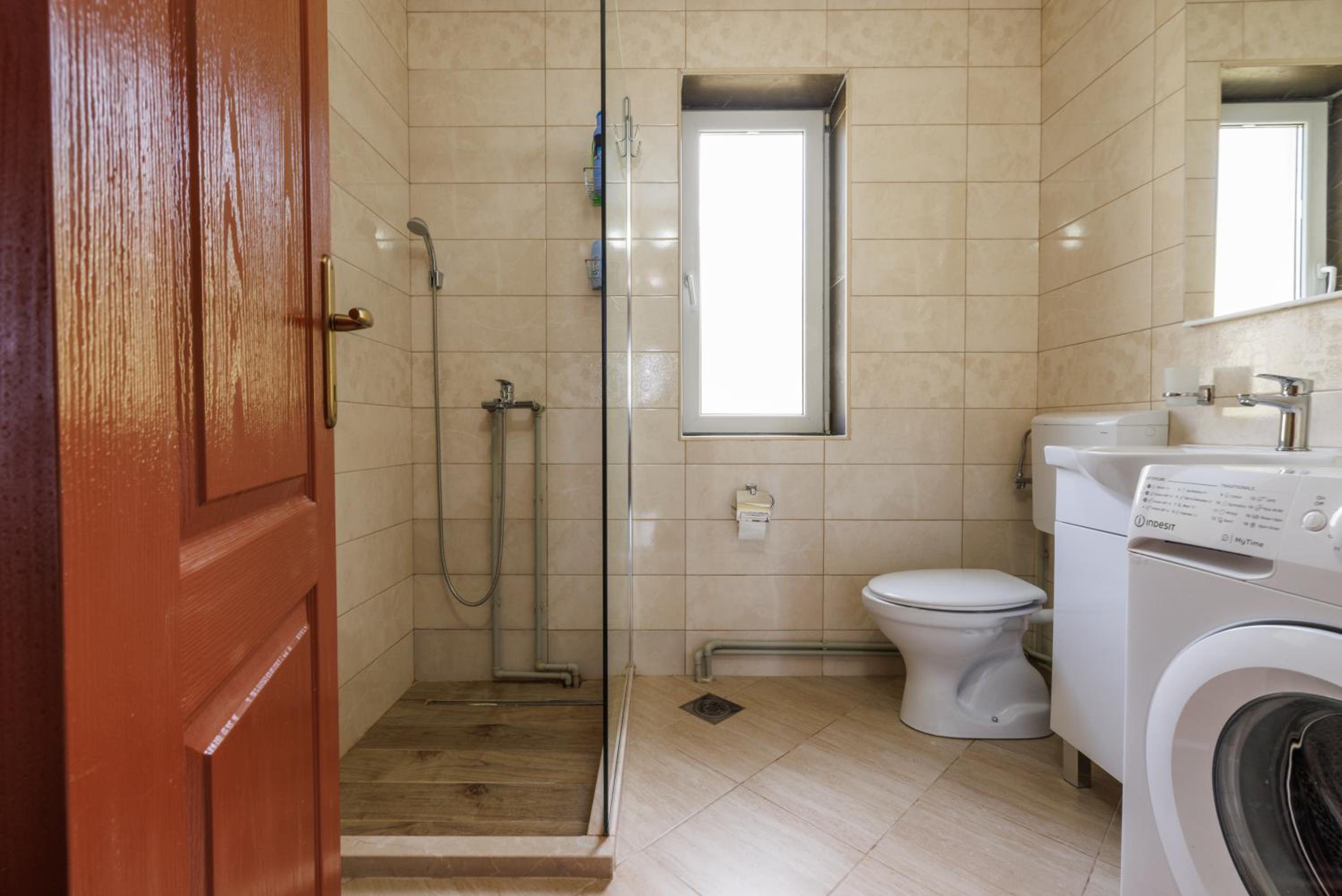 Two-Bedroom House photo 3