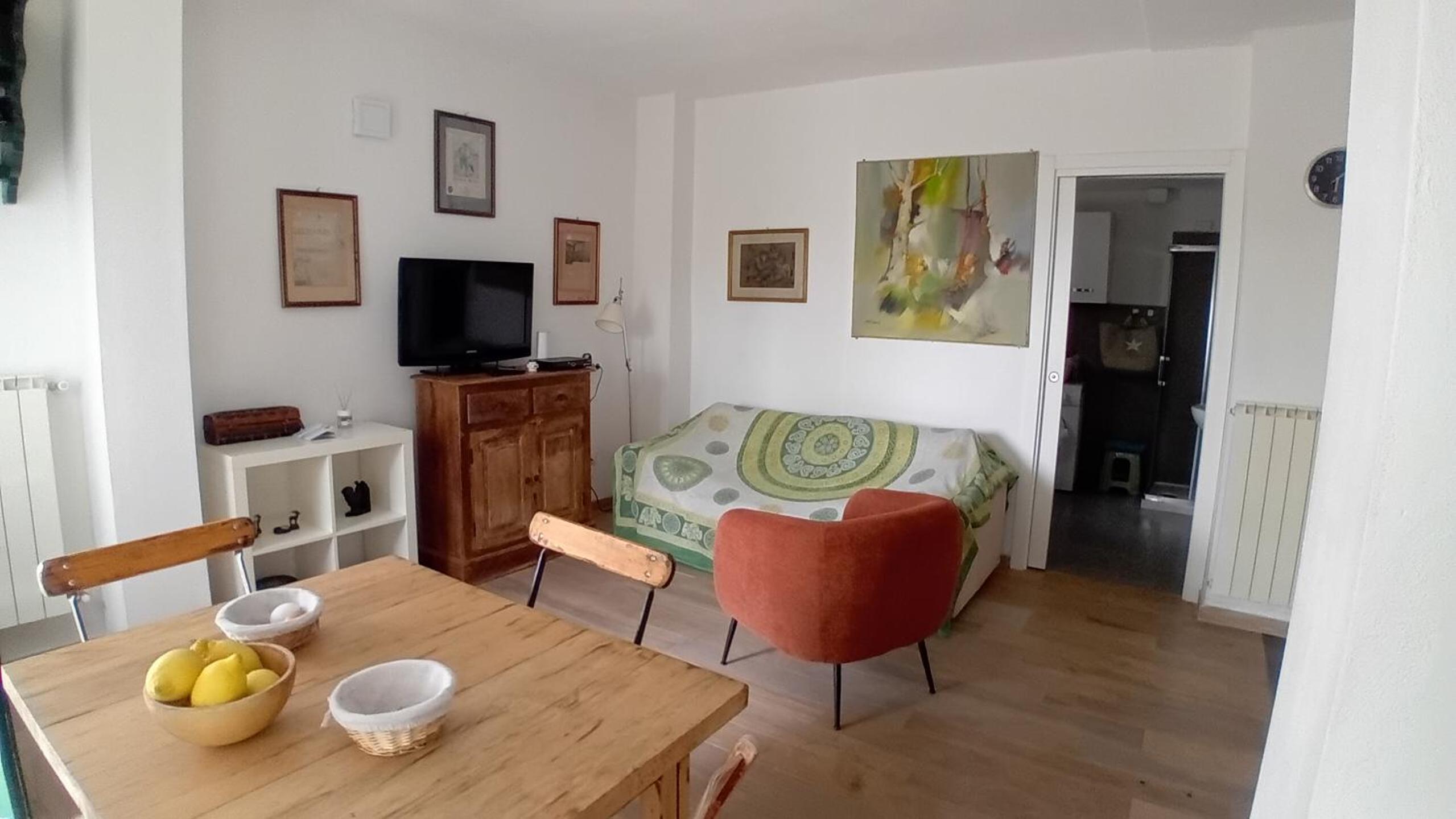 Three-Bedroom House photo 1