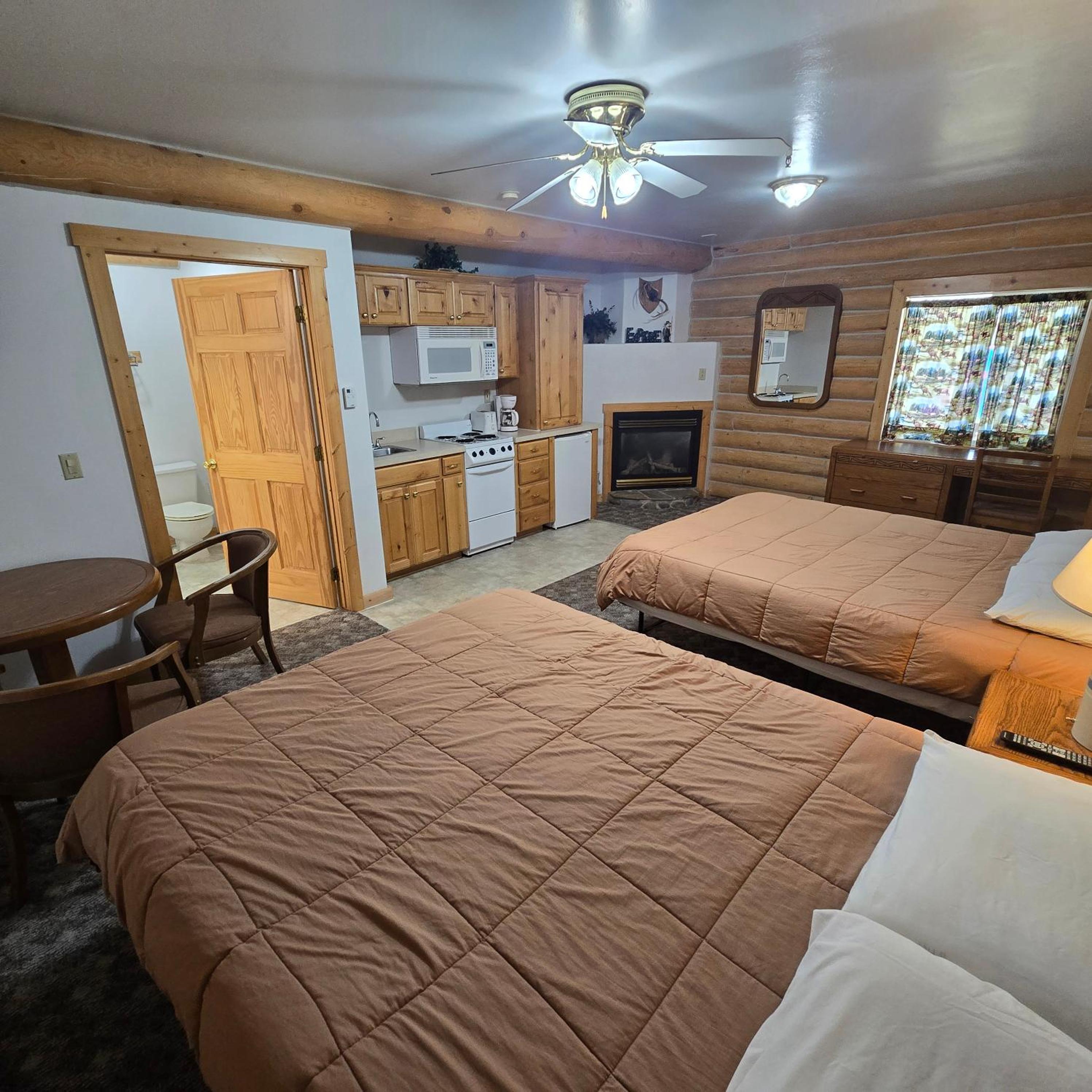 Deluxe Double Room photo 2
