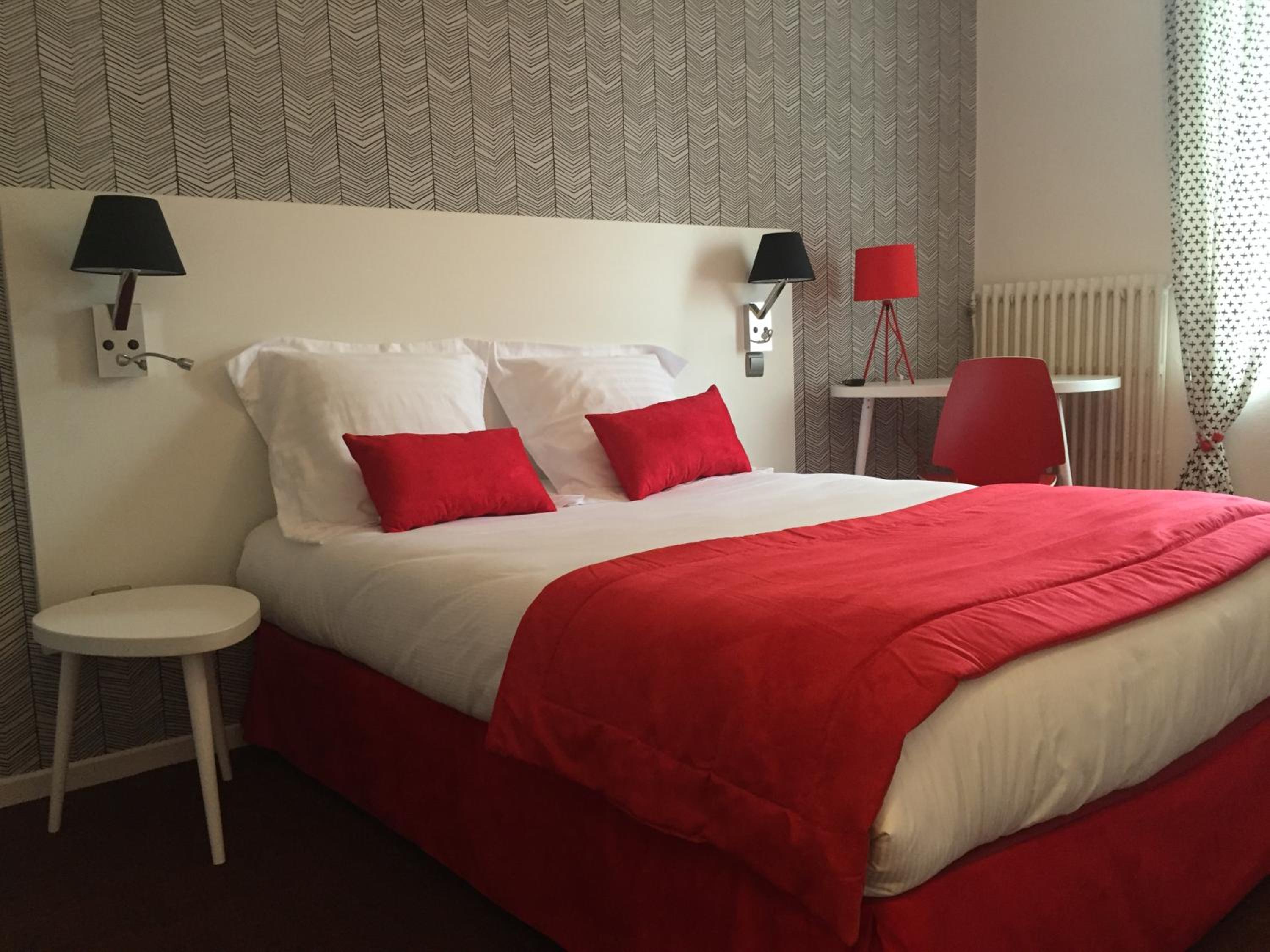 Double Room - Photo 12