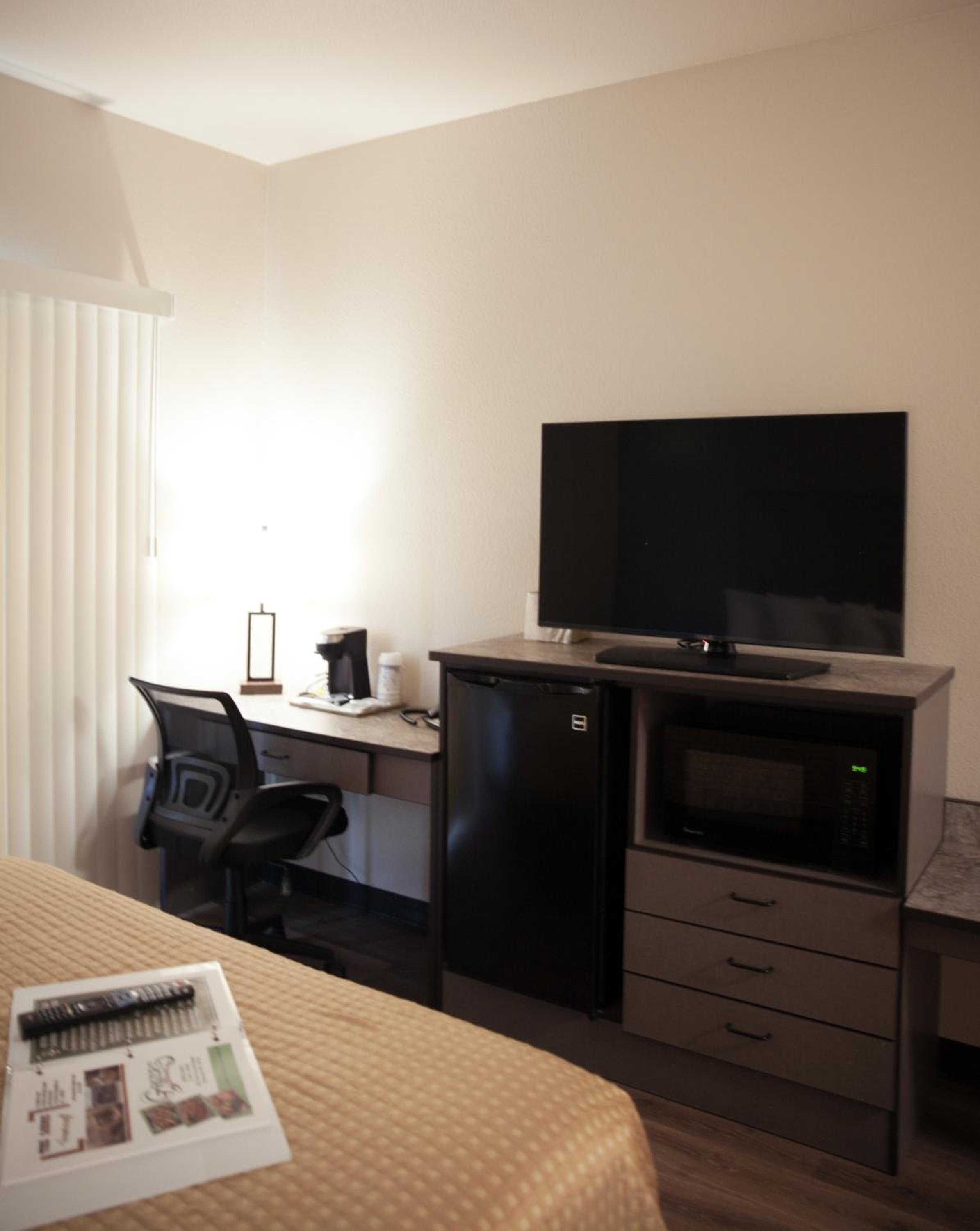 Standard Triple Room photo 3
