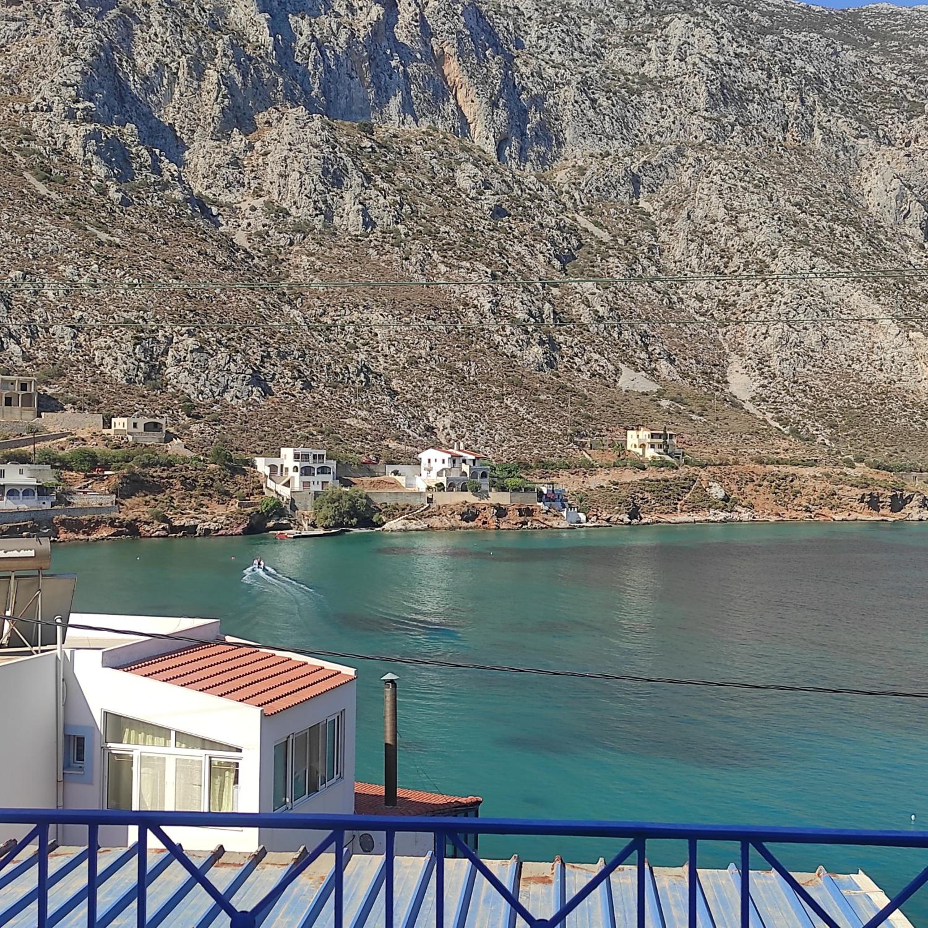 Studio Apartment with Sea View photo 3