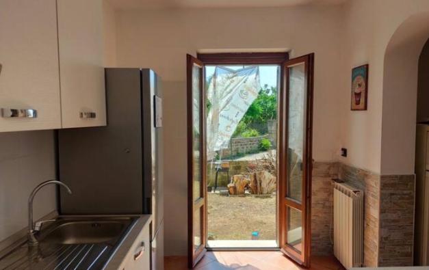 One-Bedroom House photo 2