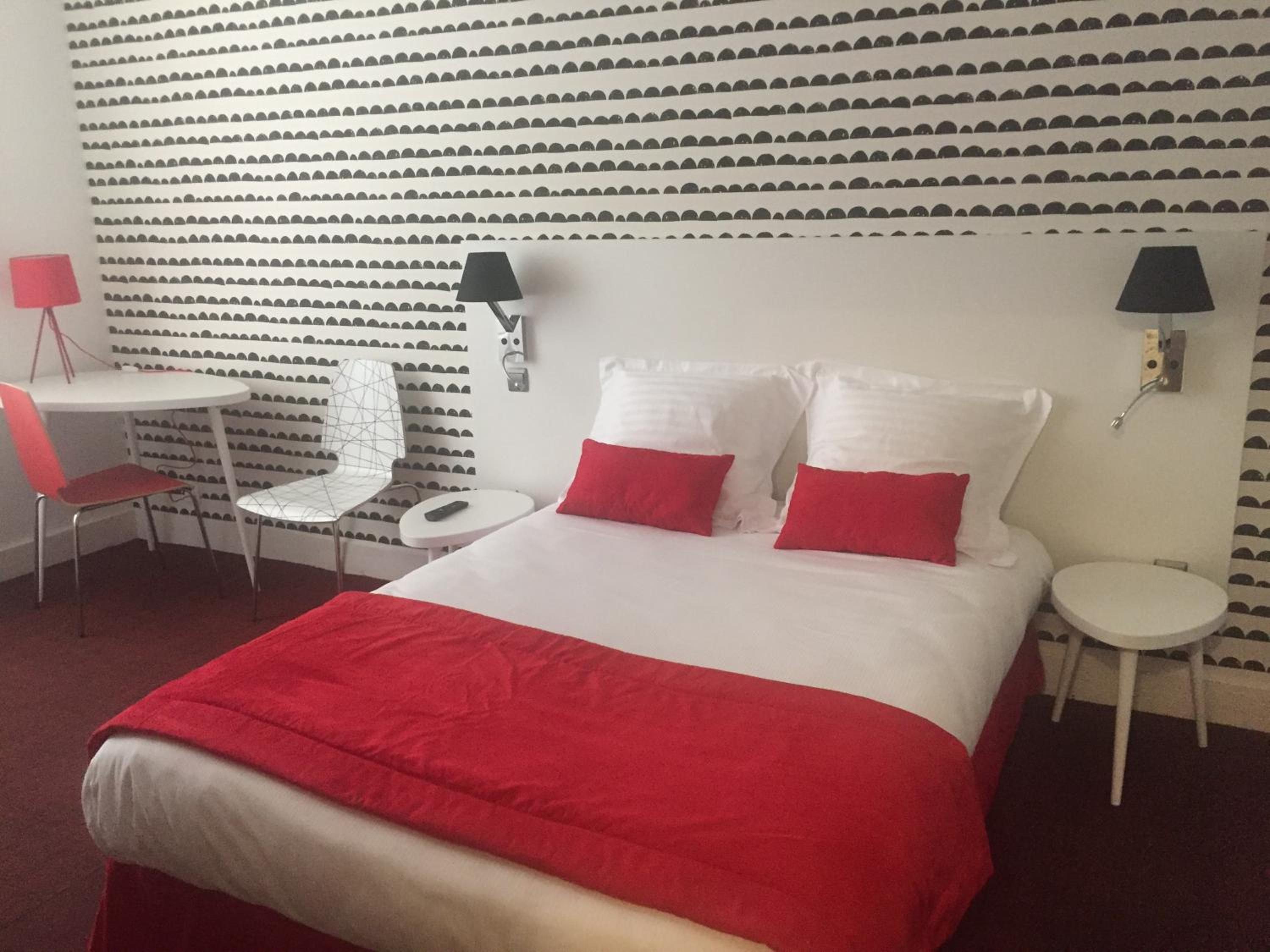 Double Room - Photo 6