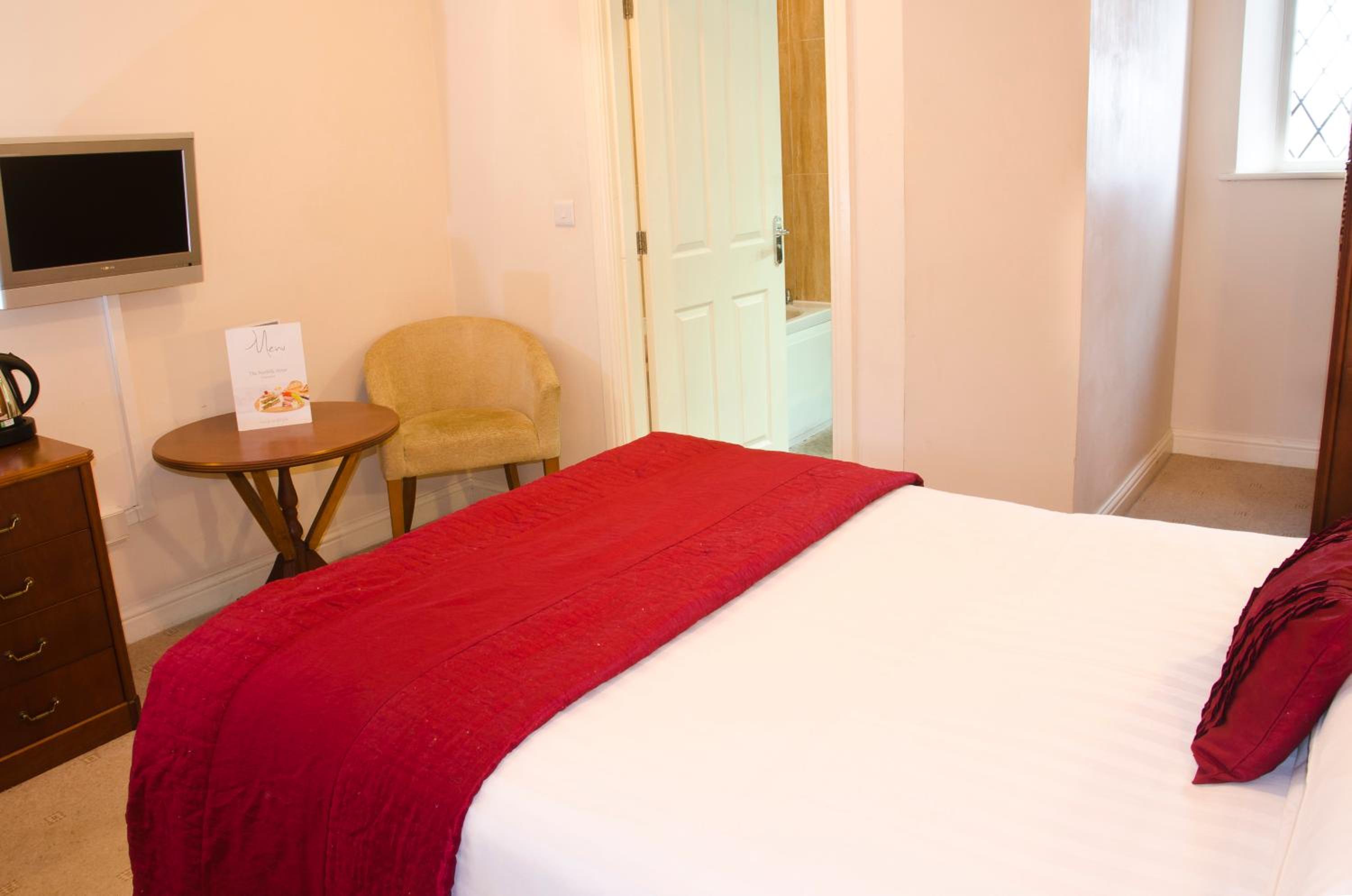 Standard Double Room - Photo 9