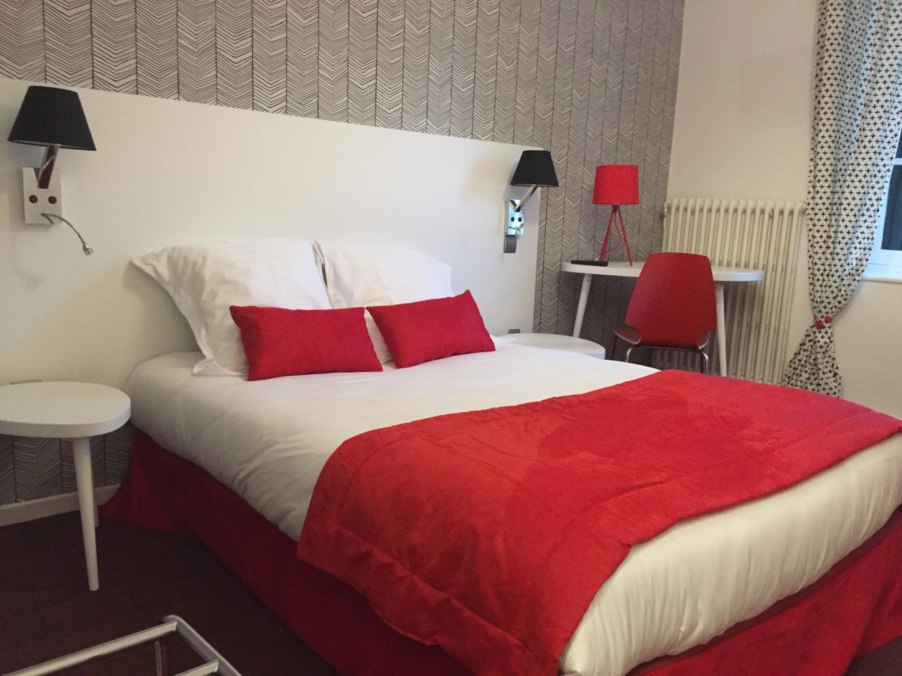 Double Room - Photo 9