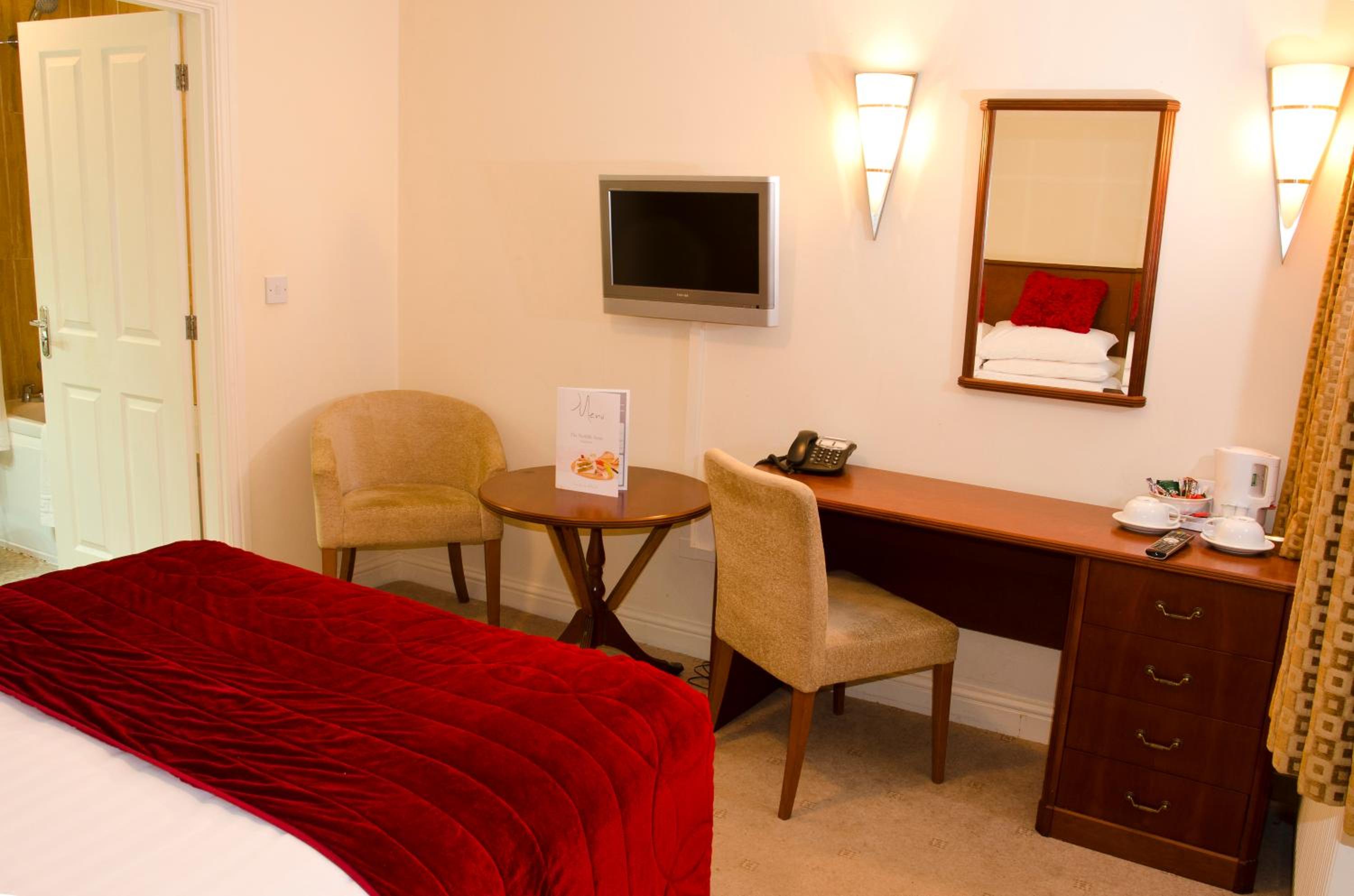 Standard Double Room - Photo 8