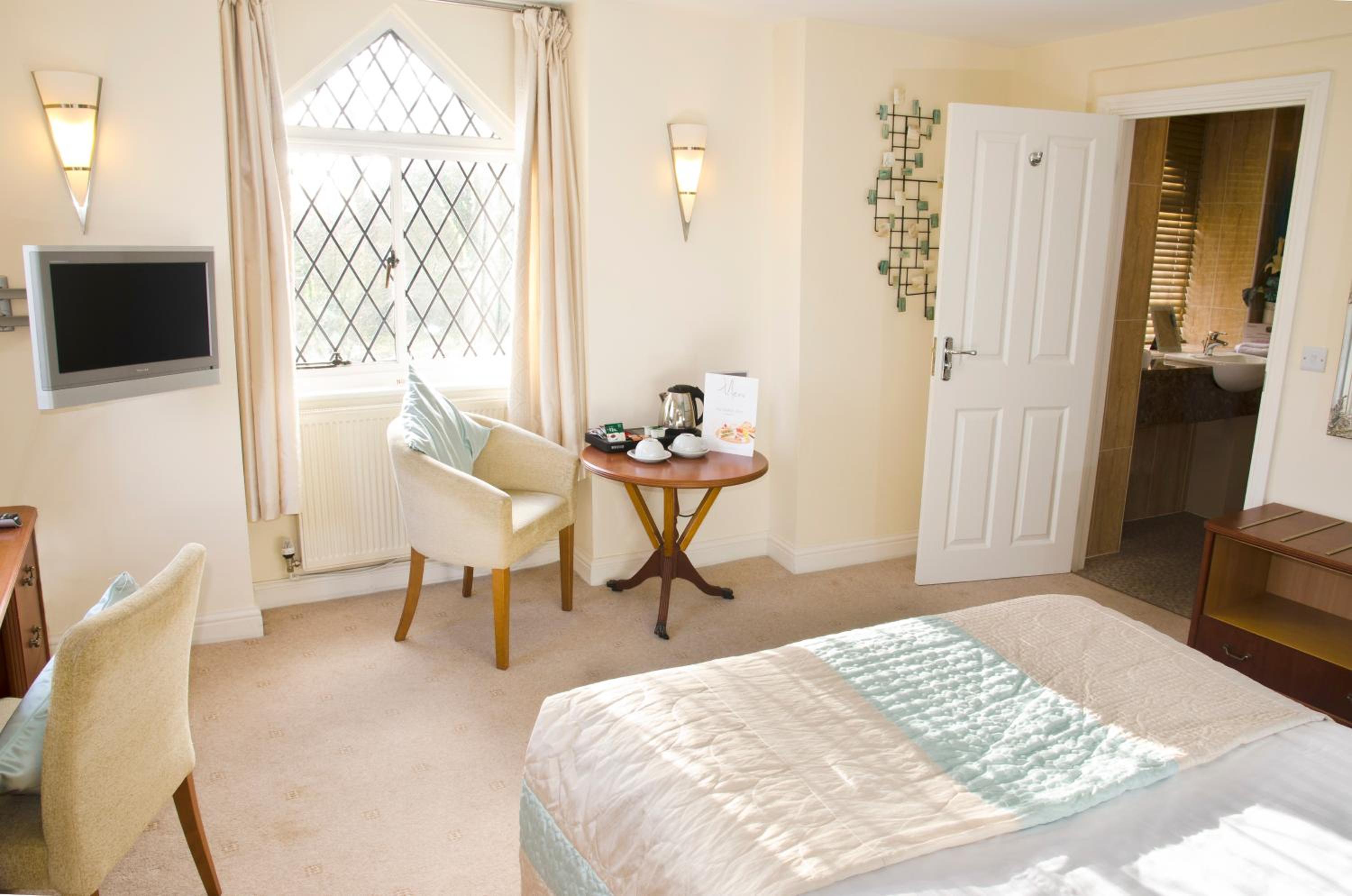 Standard Double Room - Photo 7