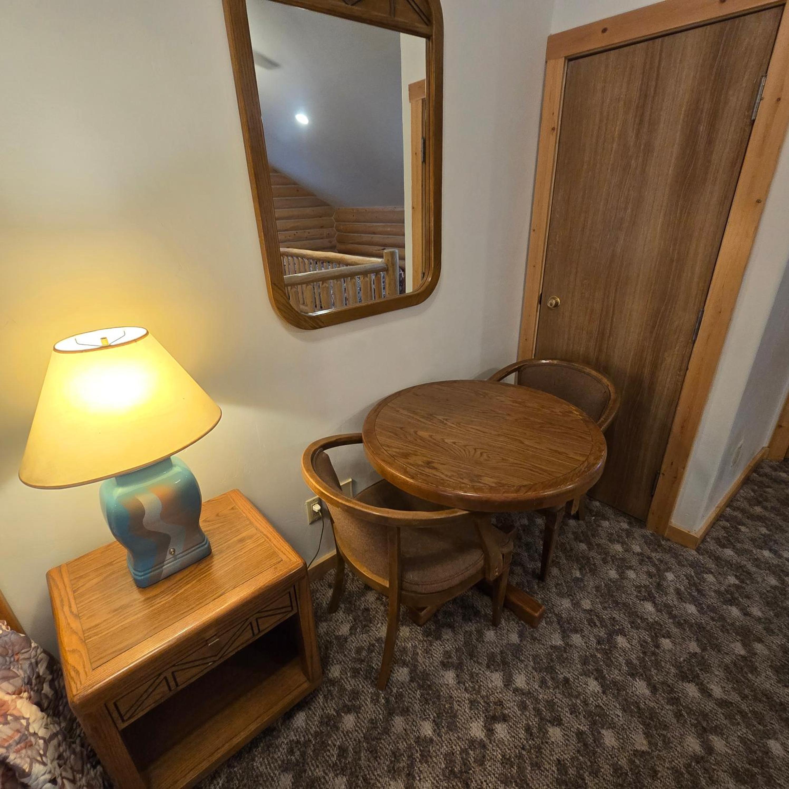 Two-Story Cottage (10 Adults) photo 3