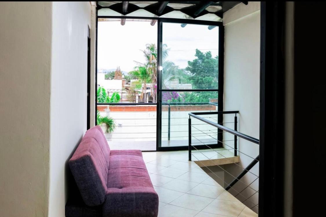 One-Bedroom House photo 3