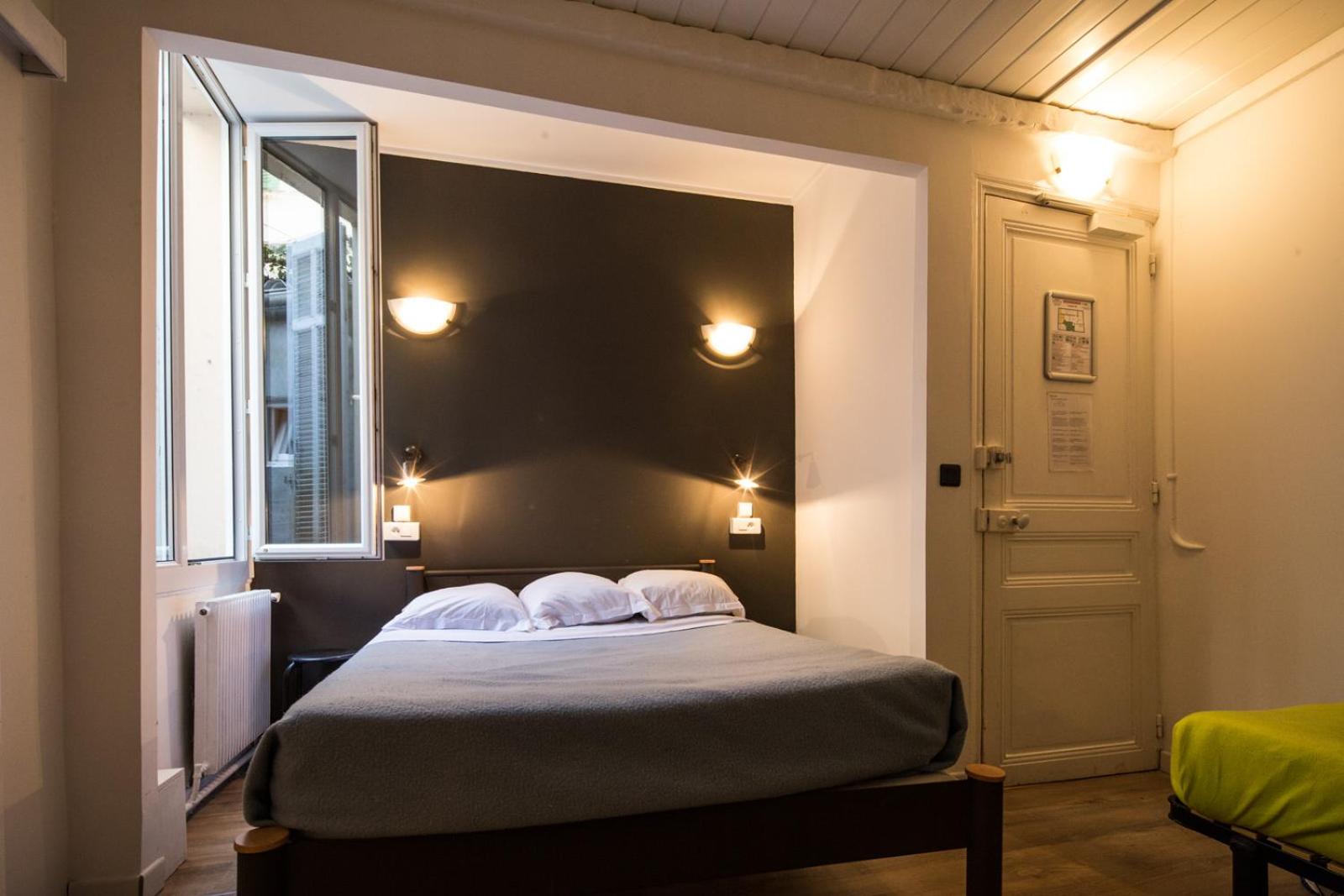 Triple Room with Bathroom photo 3